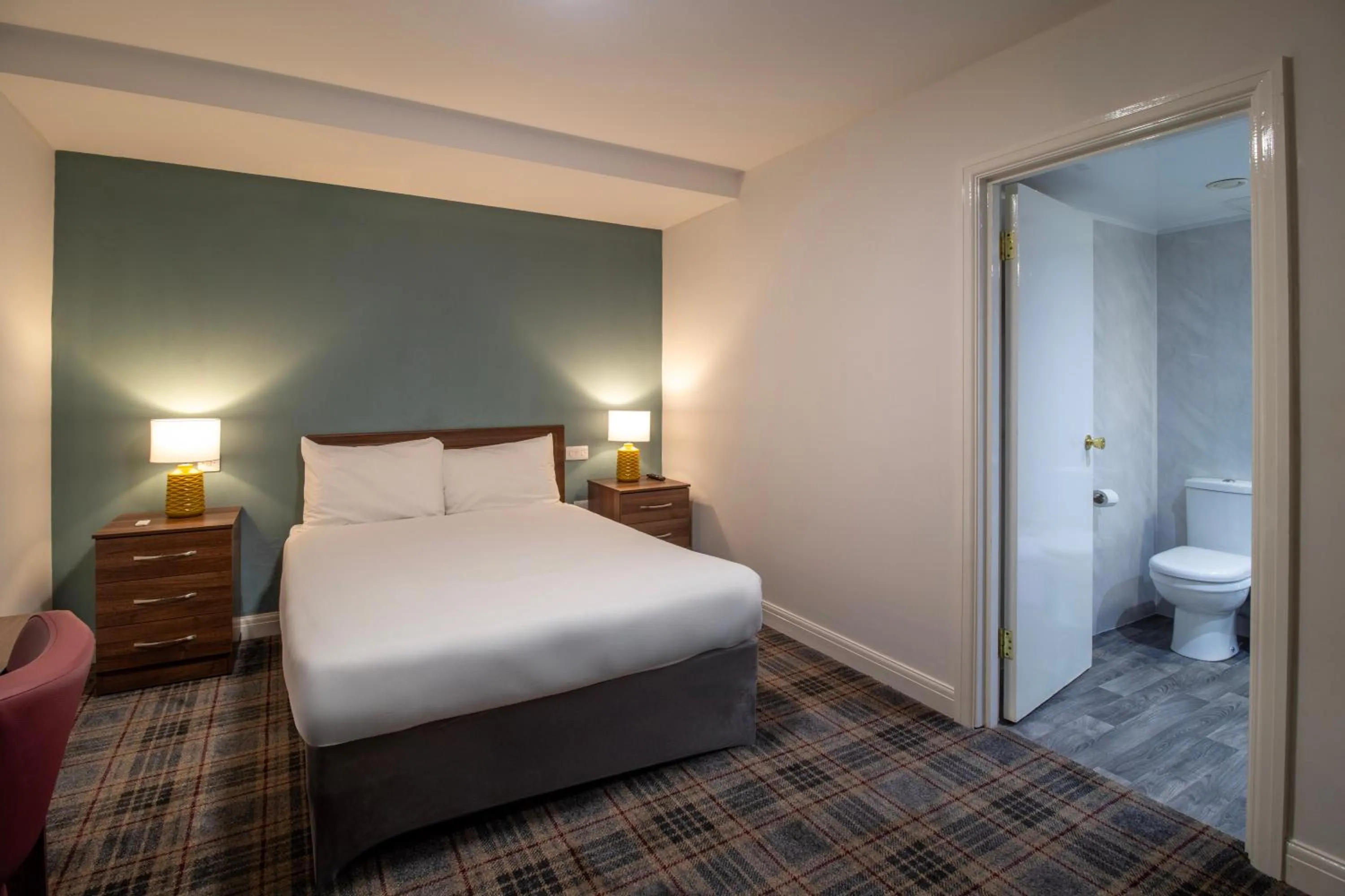 Bedroom, Bed in Hampstead Britannia