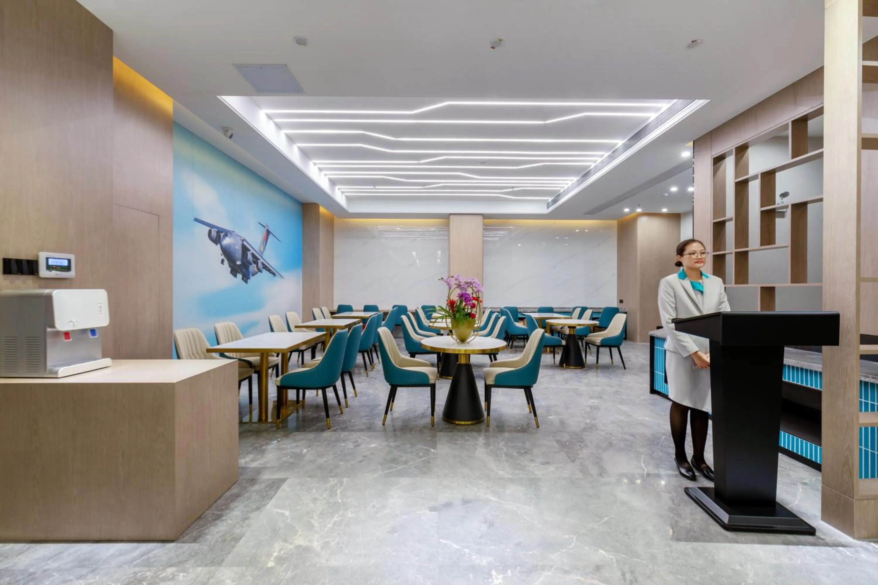 Restaurant/places to eat in The Skytel Shenzhen Shekou