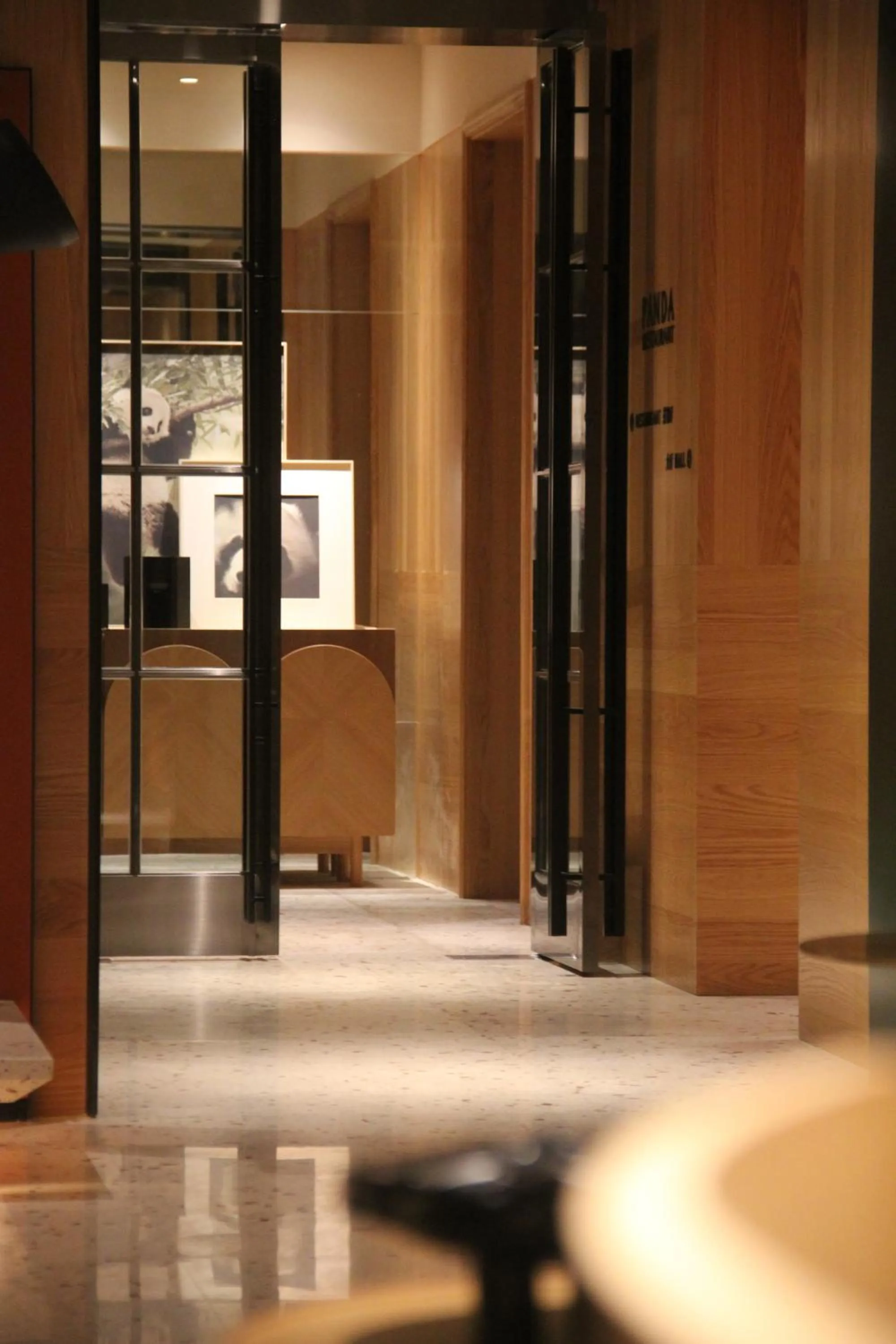 Restaurant/places to eat in Panda Hotel