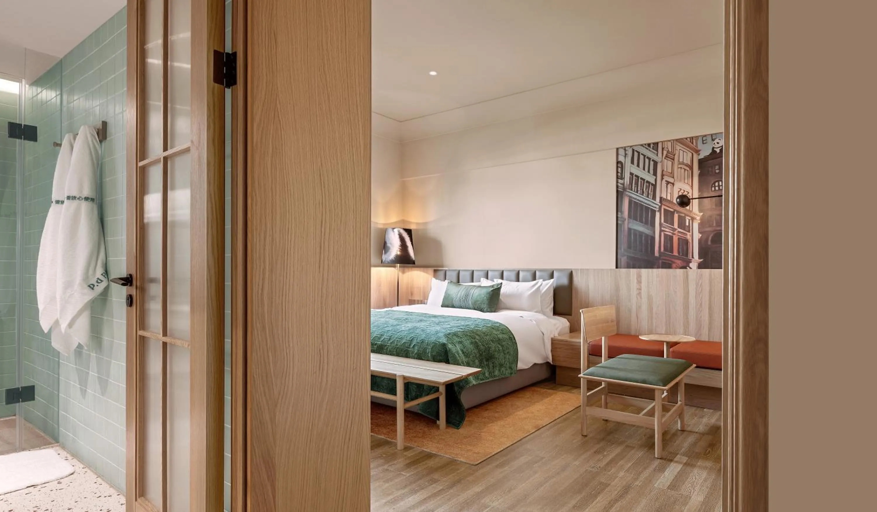 Shower, Bed in Panda Hotel