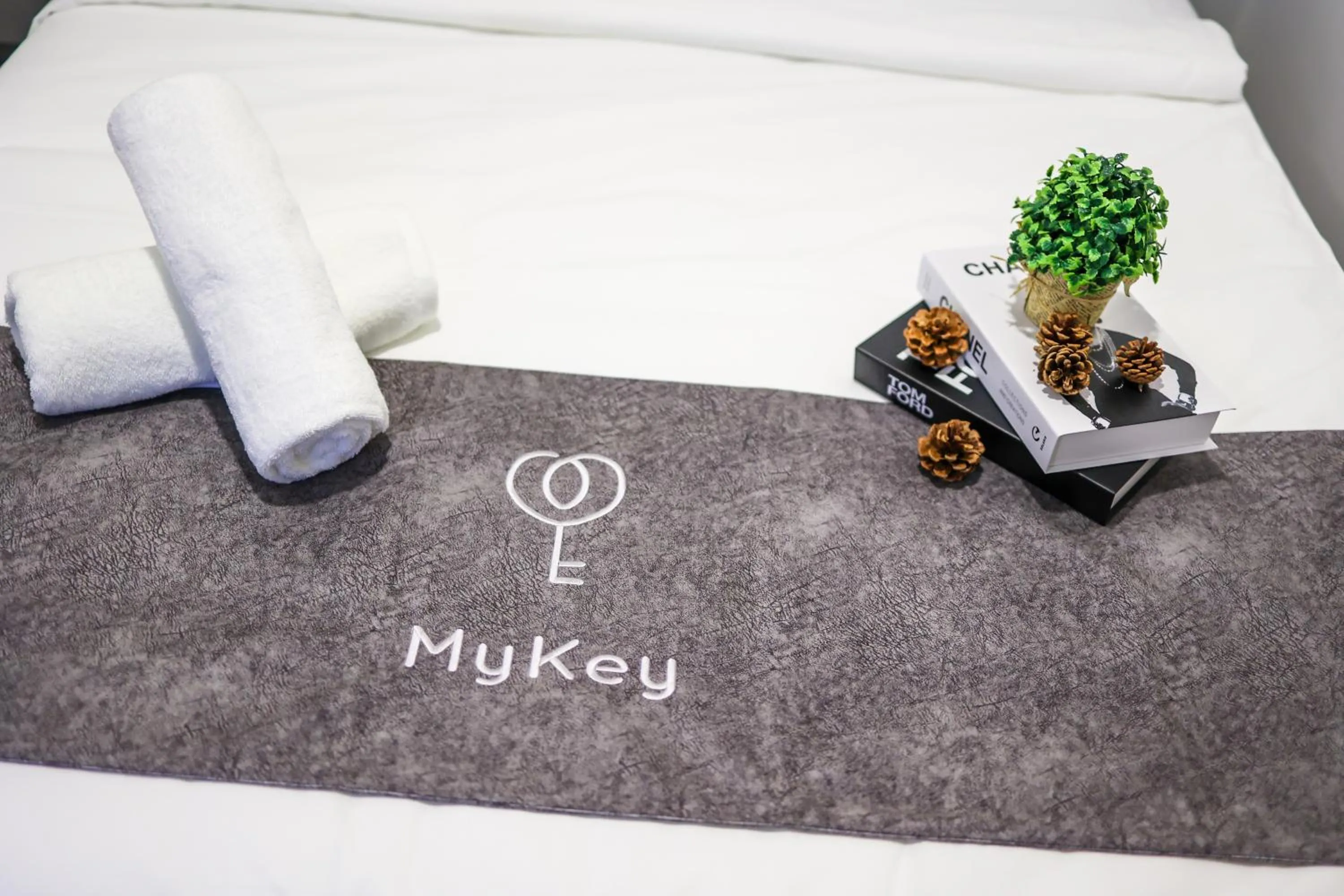 Bed in Mossaz Suites by MyKey