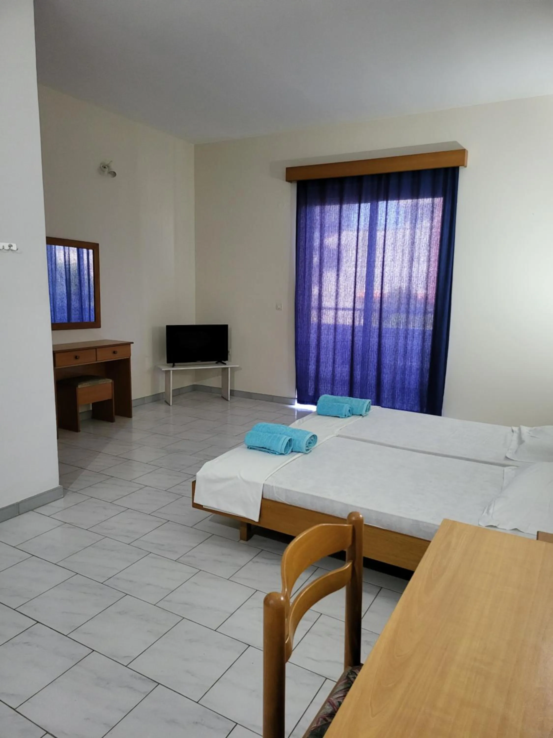 Photo of the whole room, Bed in Pyrgos Hotel Apartments