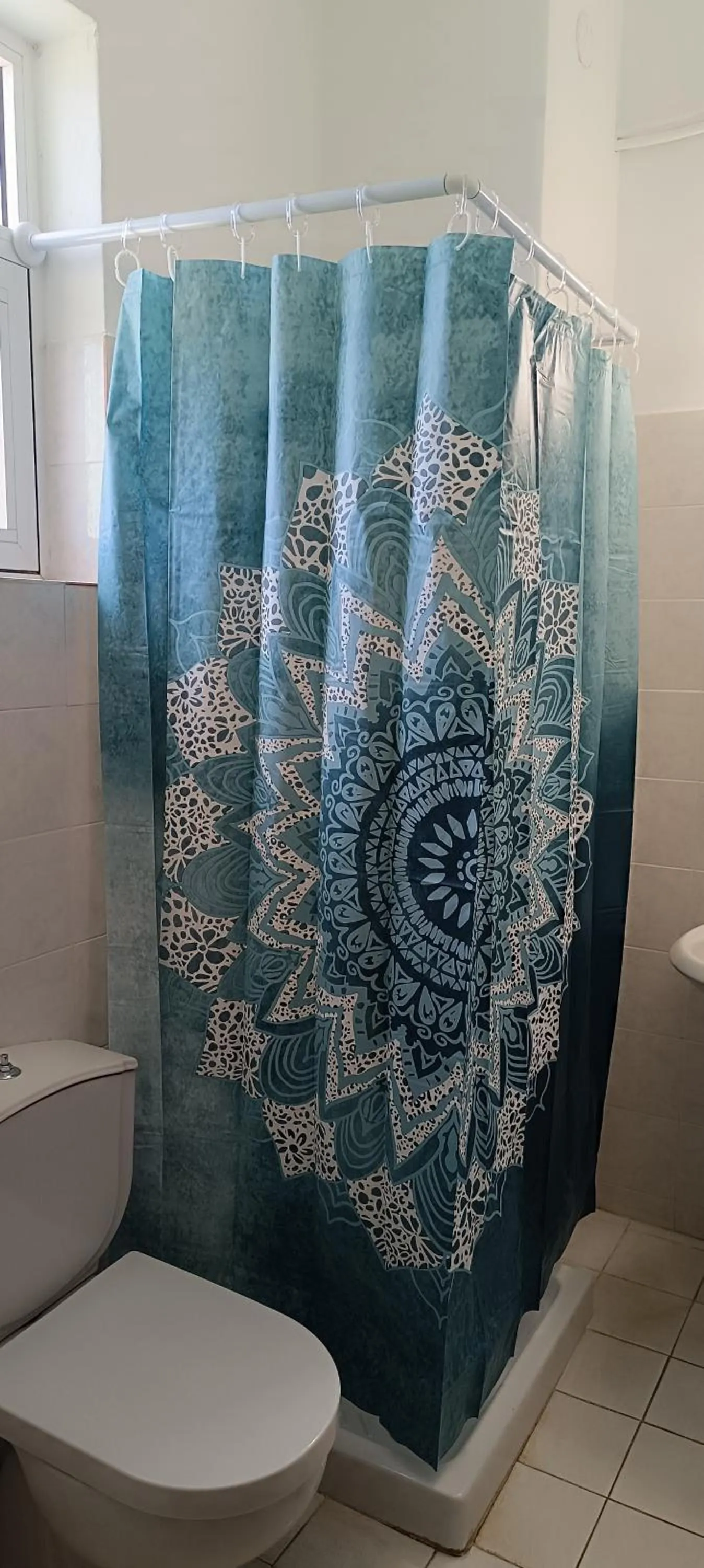 Shower in Pyrgos Hotel Apartments