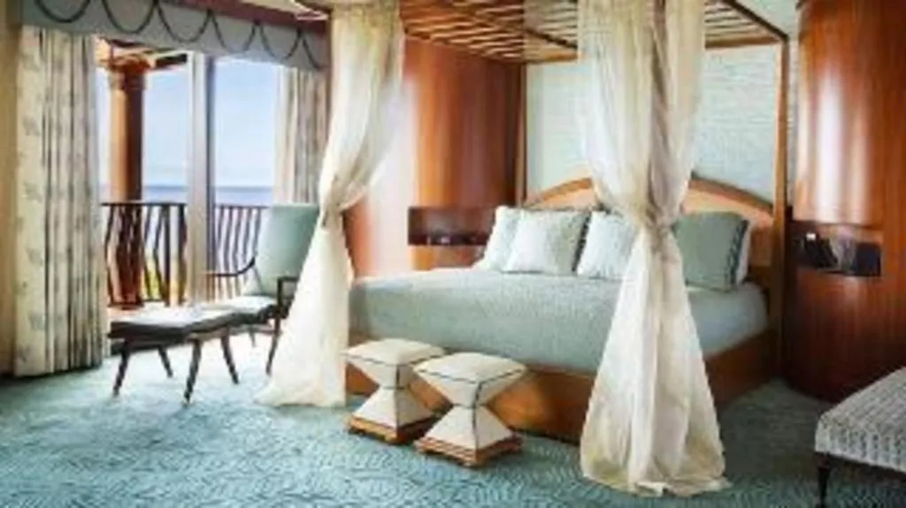 Bed in Aulani, A Disney Resort And Spa