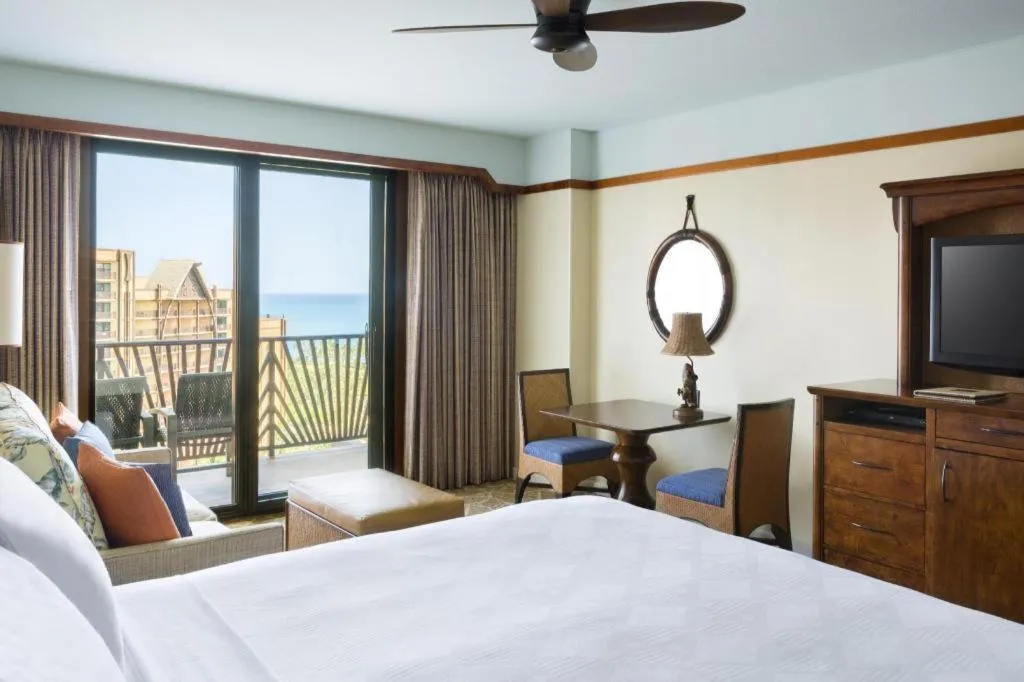 Bed in Aulani, A Disney Resort And Spa