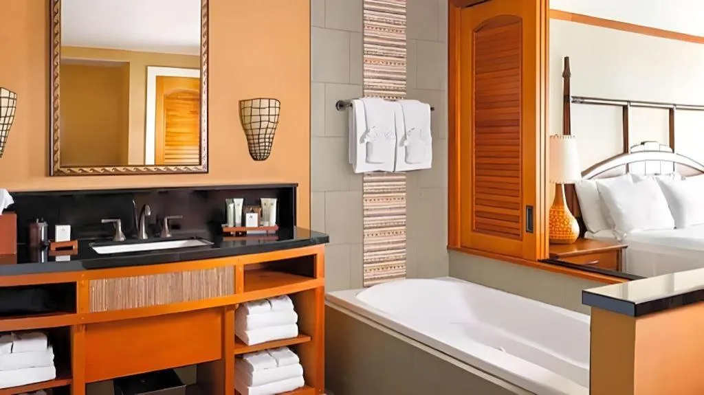 Bed in Aulani, A Disney Resort And Spa