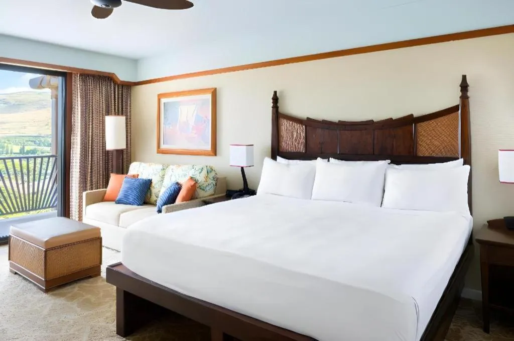 Bed in Aulani, A Disney Resort And Spa