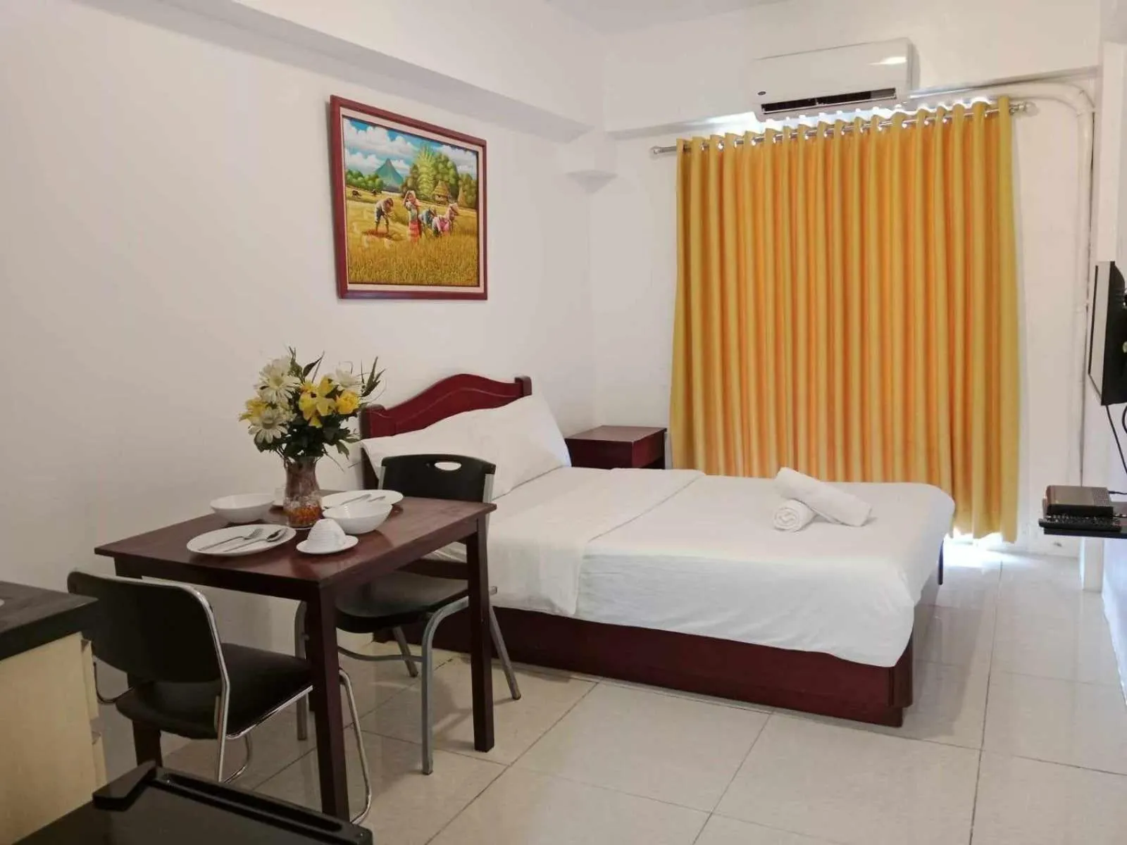 Bedroom, Bed in Dian SUITES 1