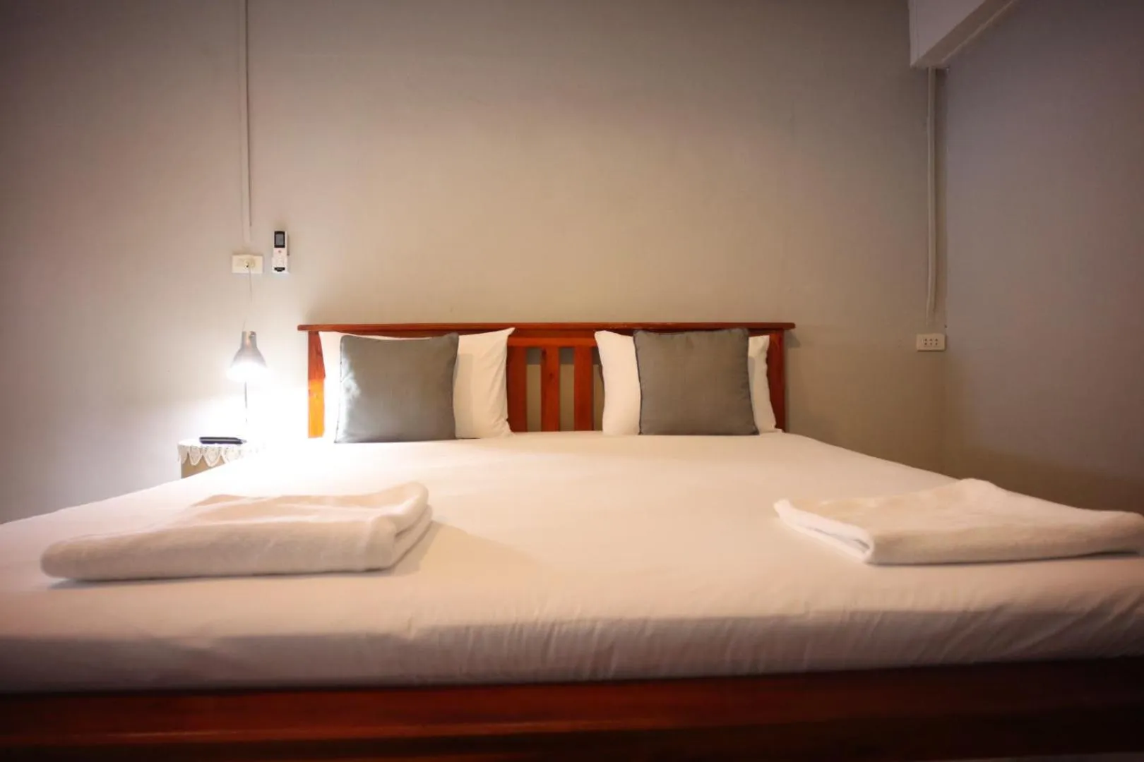 Bed in Marina hut guest house