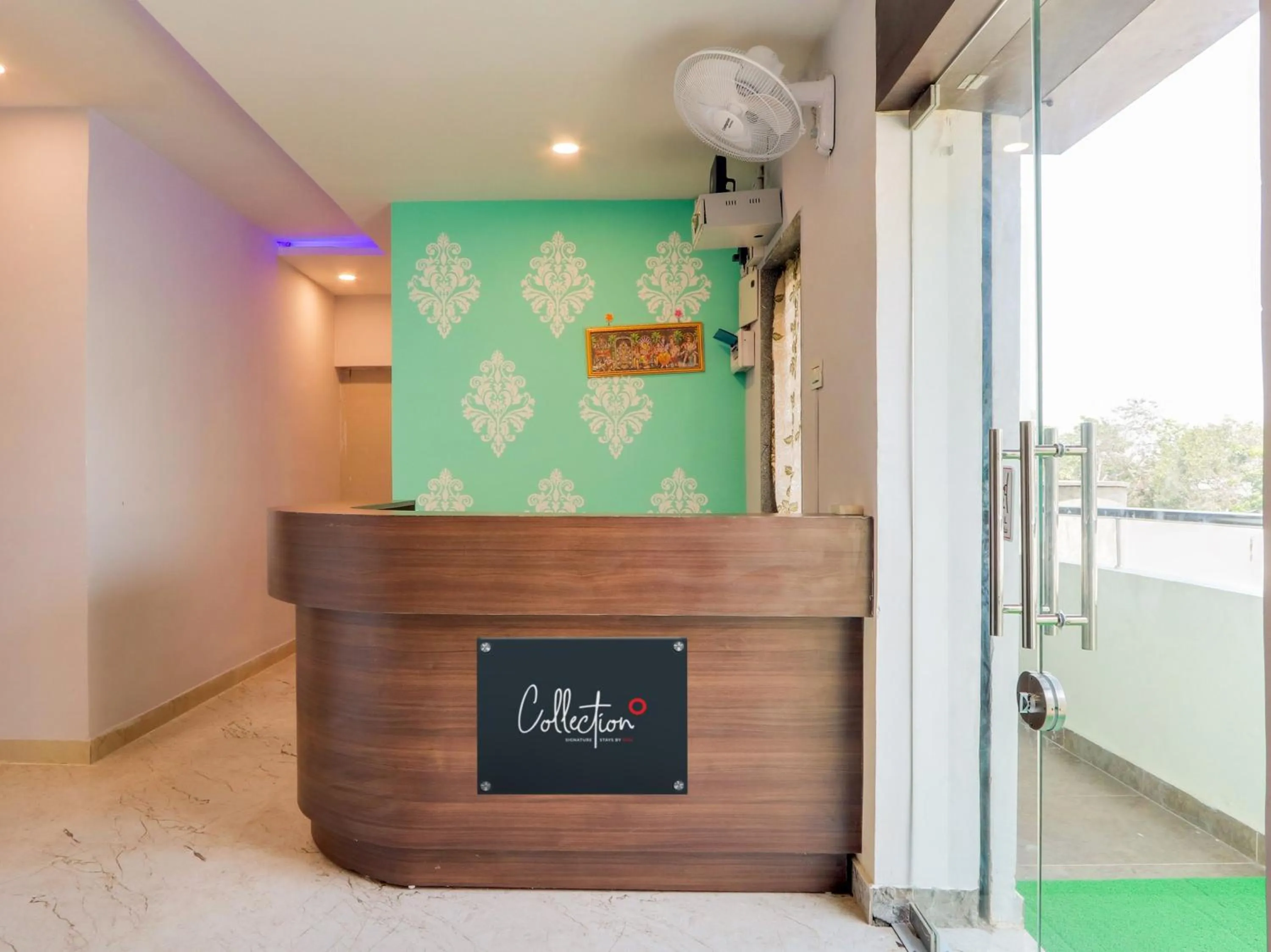 Lobby or reception in Hotel O BSS INNS