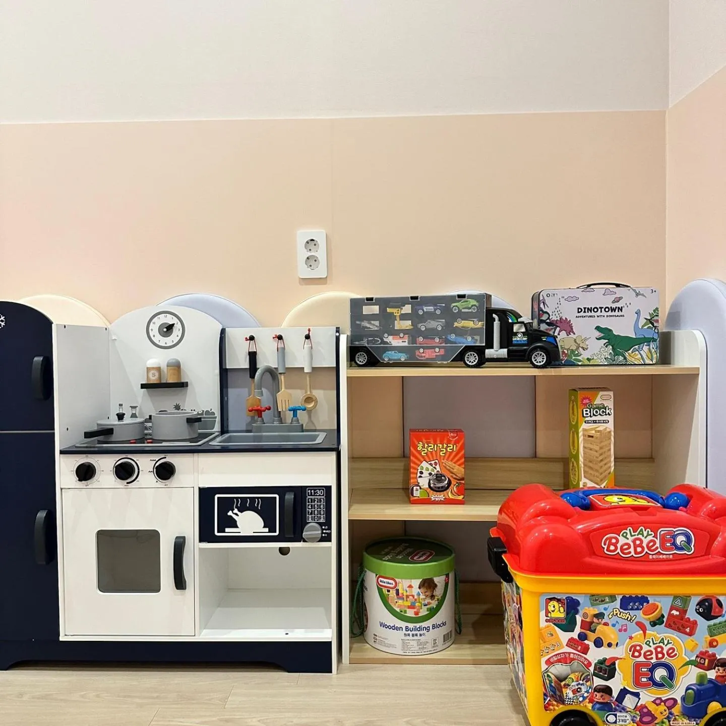 Doan Pool villa & Kids Hotel