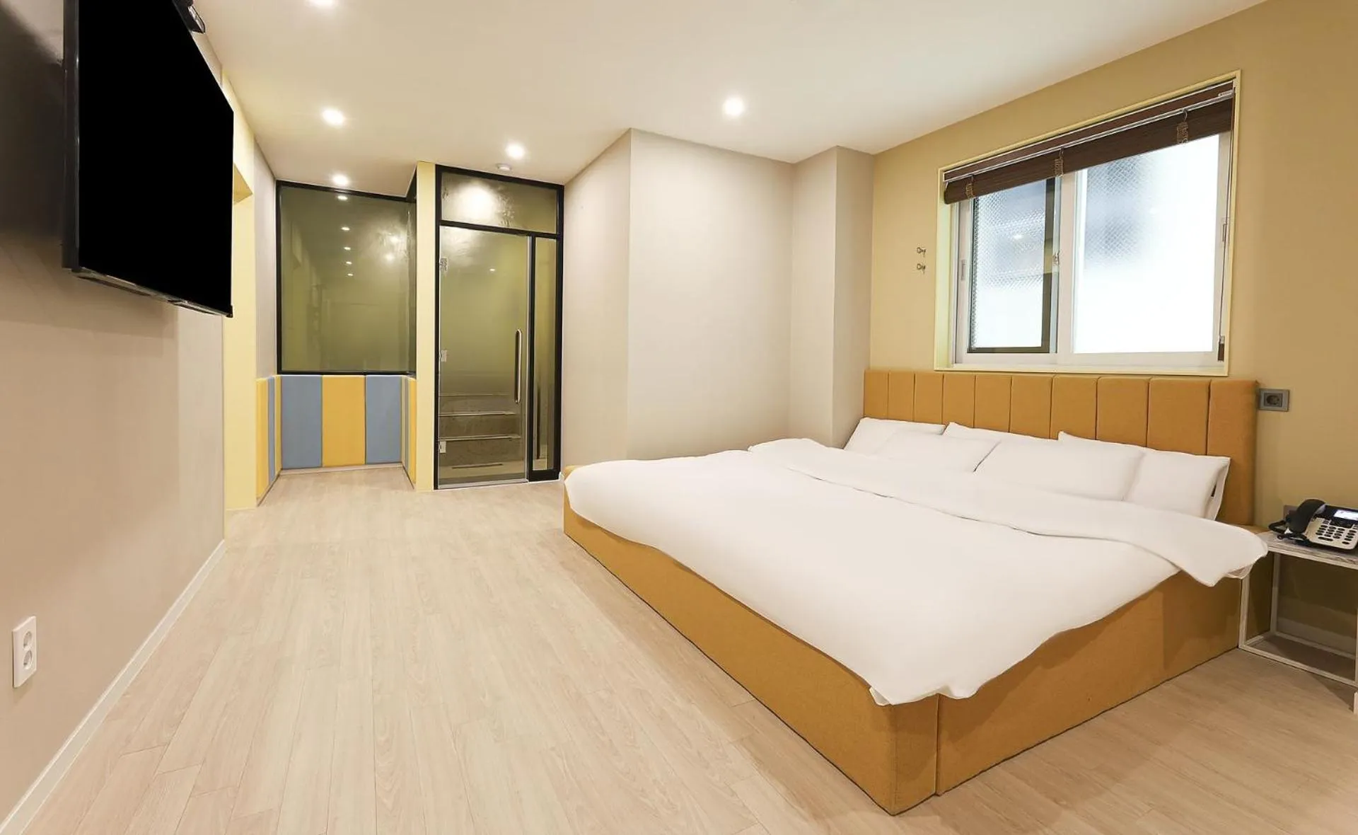 Bed in Doan Pool villa & Kids Hotel