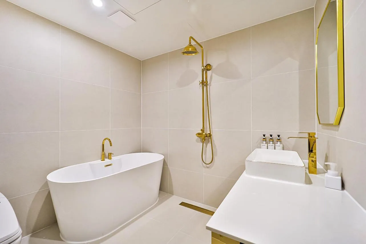 Bathroom in Denbasta Hotel Daeyeon