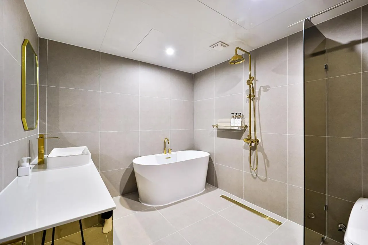 Bathroom in Denbasta Hotel Daeyeon
