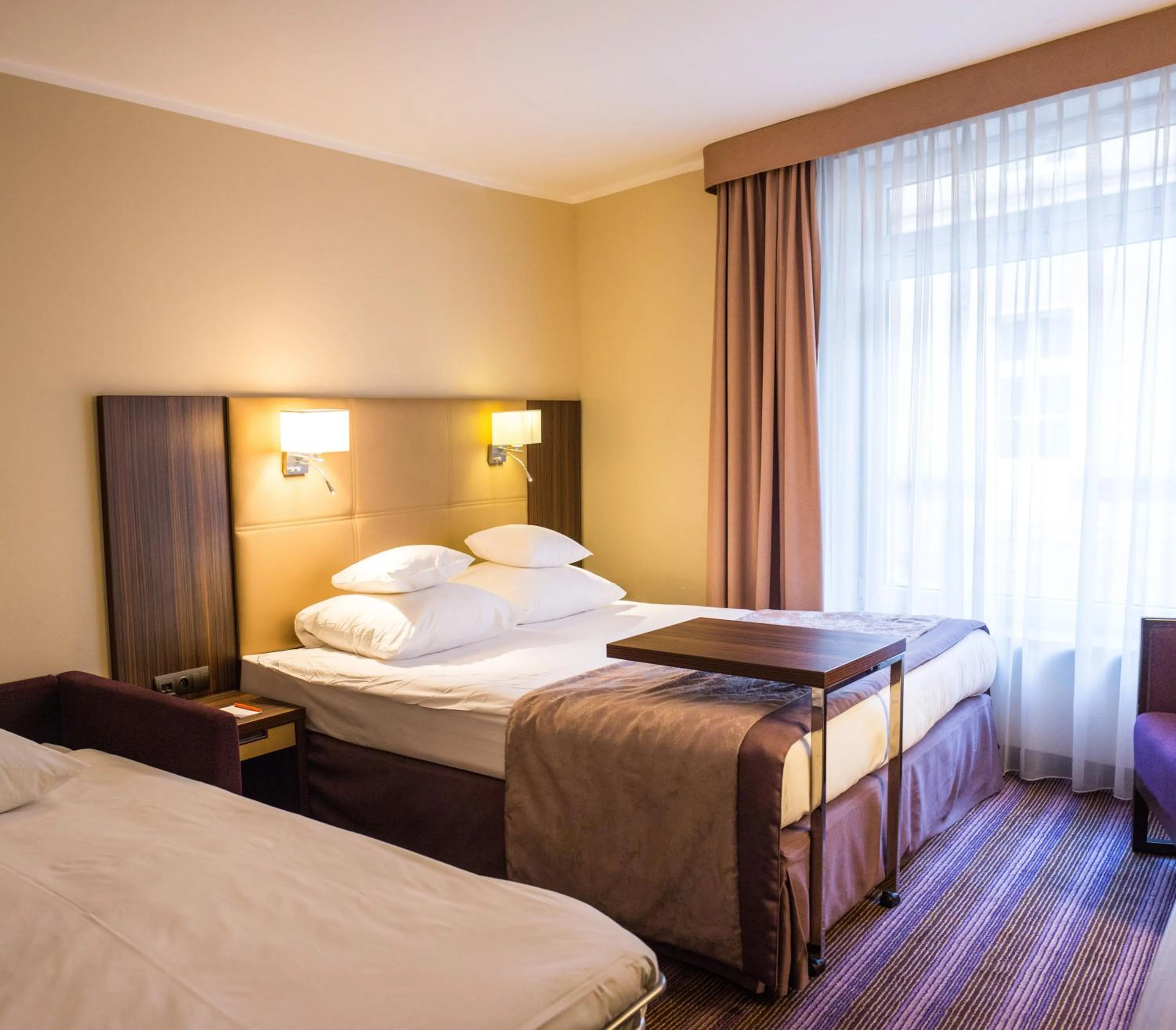 Bed in Hotel DeSilva Premium Opole