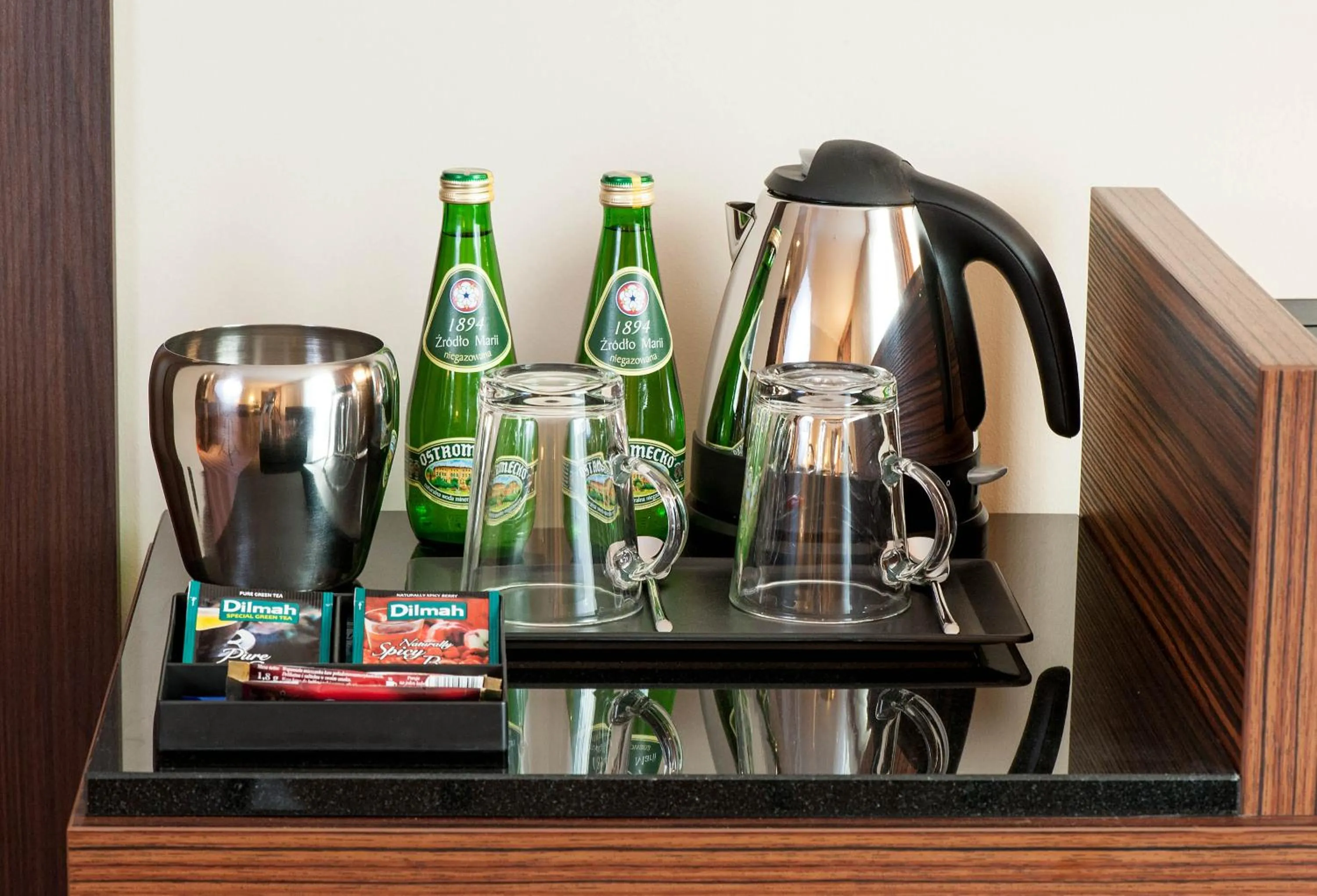 Coffee/tea facilities in Hotel DeSilva Premium Opole