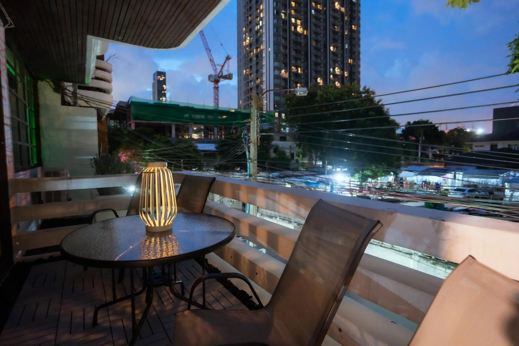 Patio in 420 Hostel - Ekkamai Buds & Beds