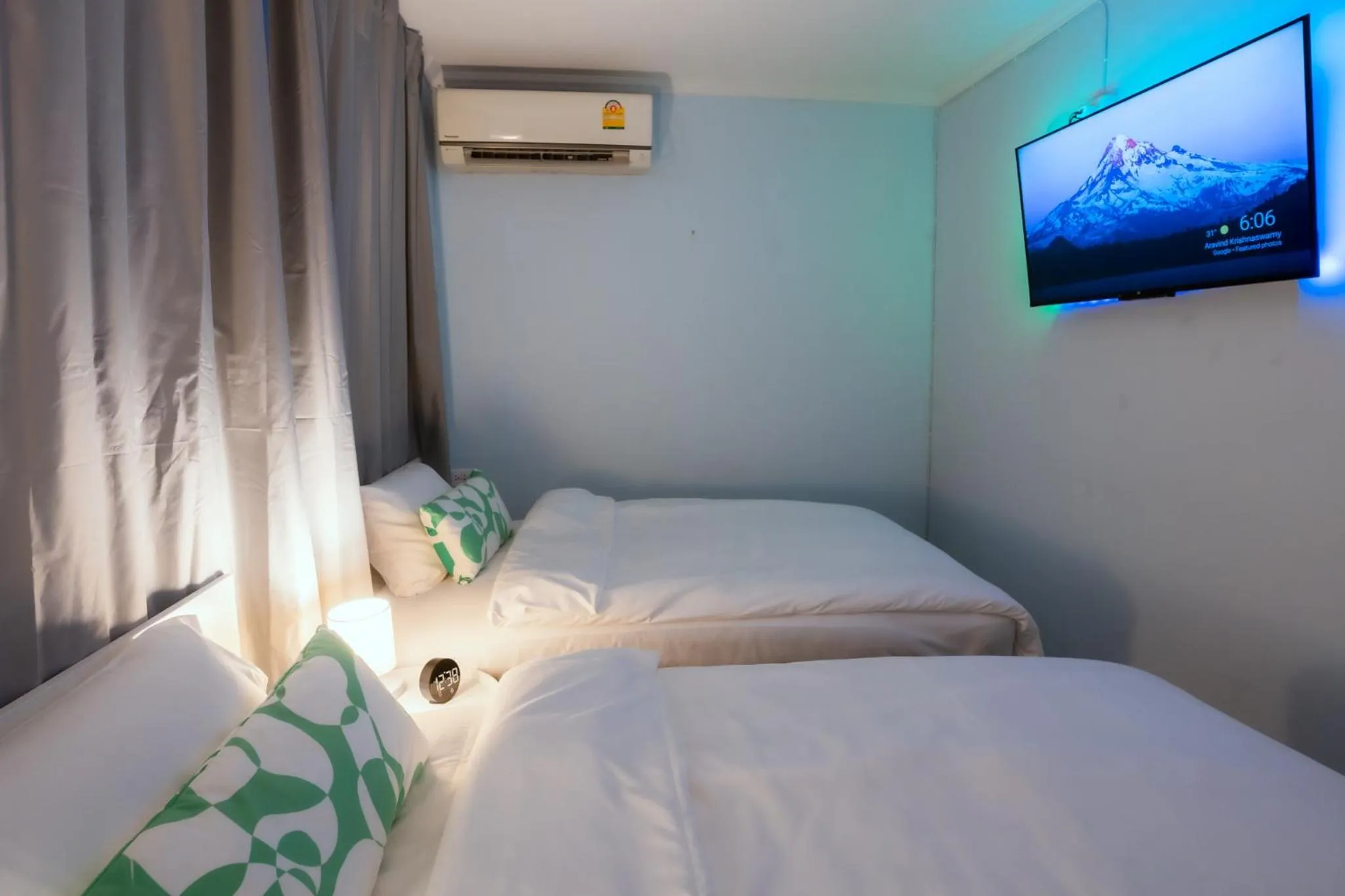 Bed in 420 Hostel - Ekkamai Buds & Beds