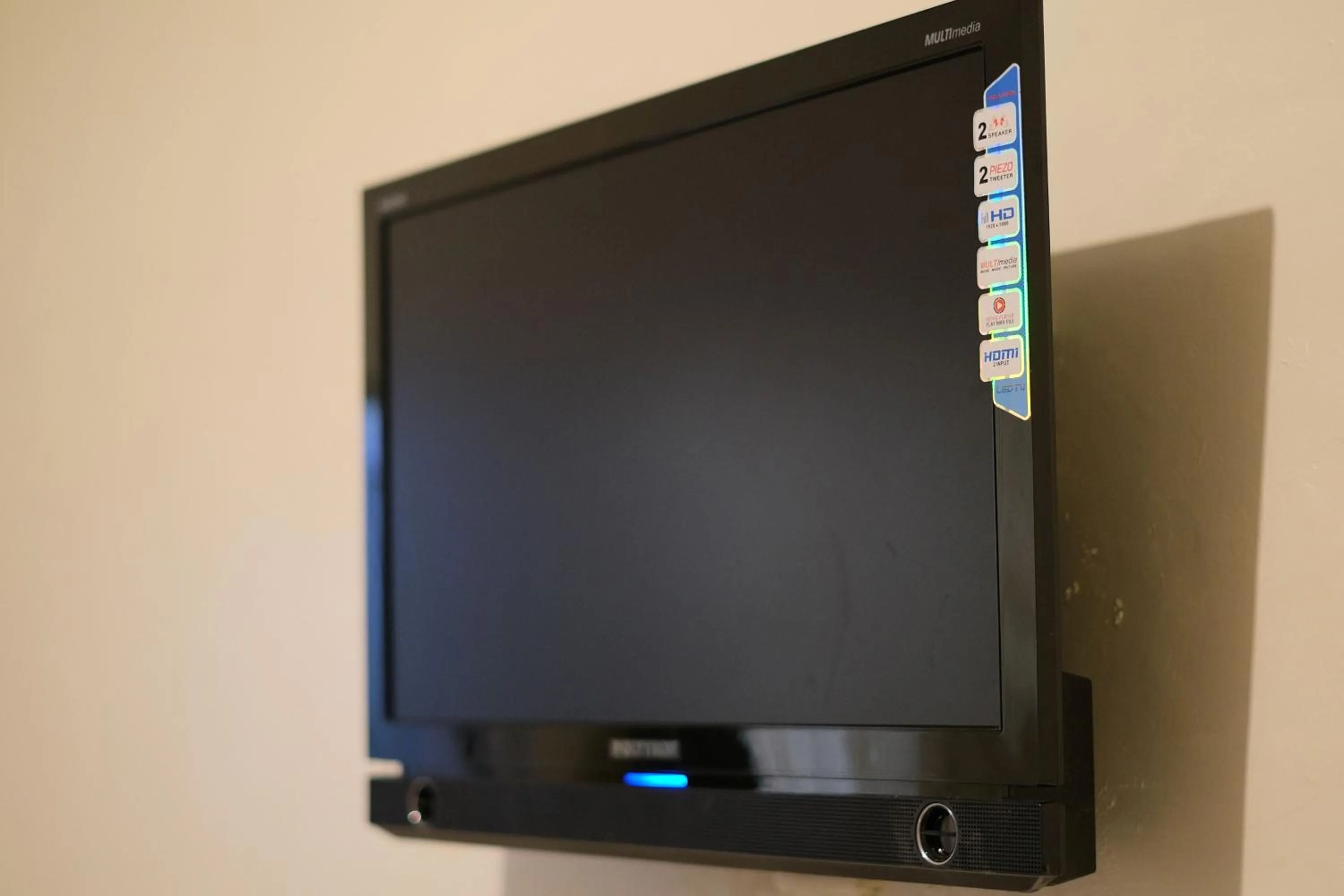 TV and multimedia in Omah Manahan