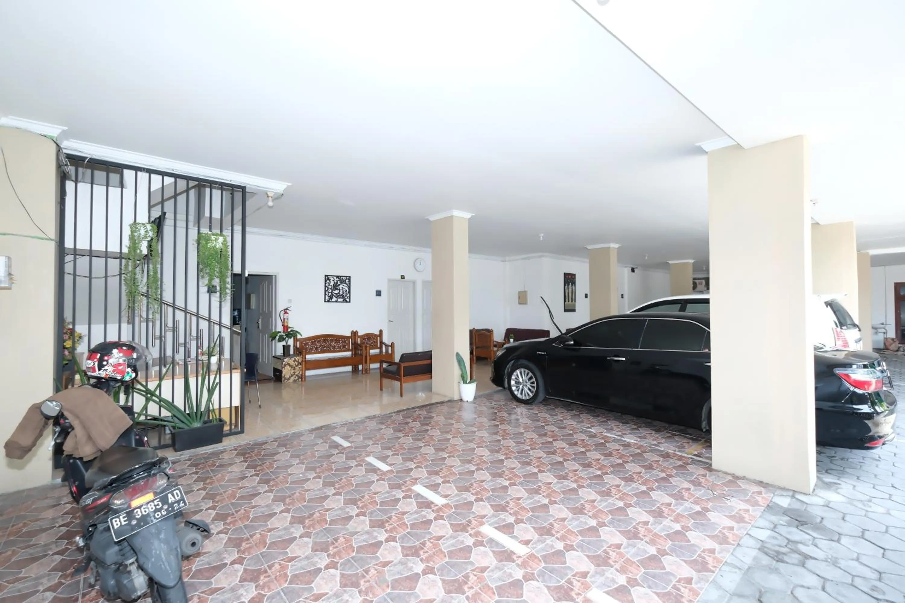 Parking in Omah Manahan