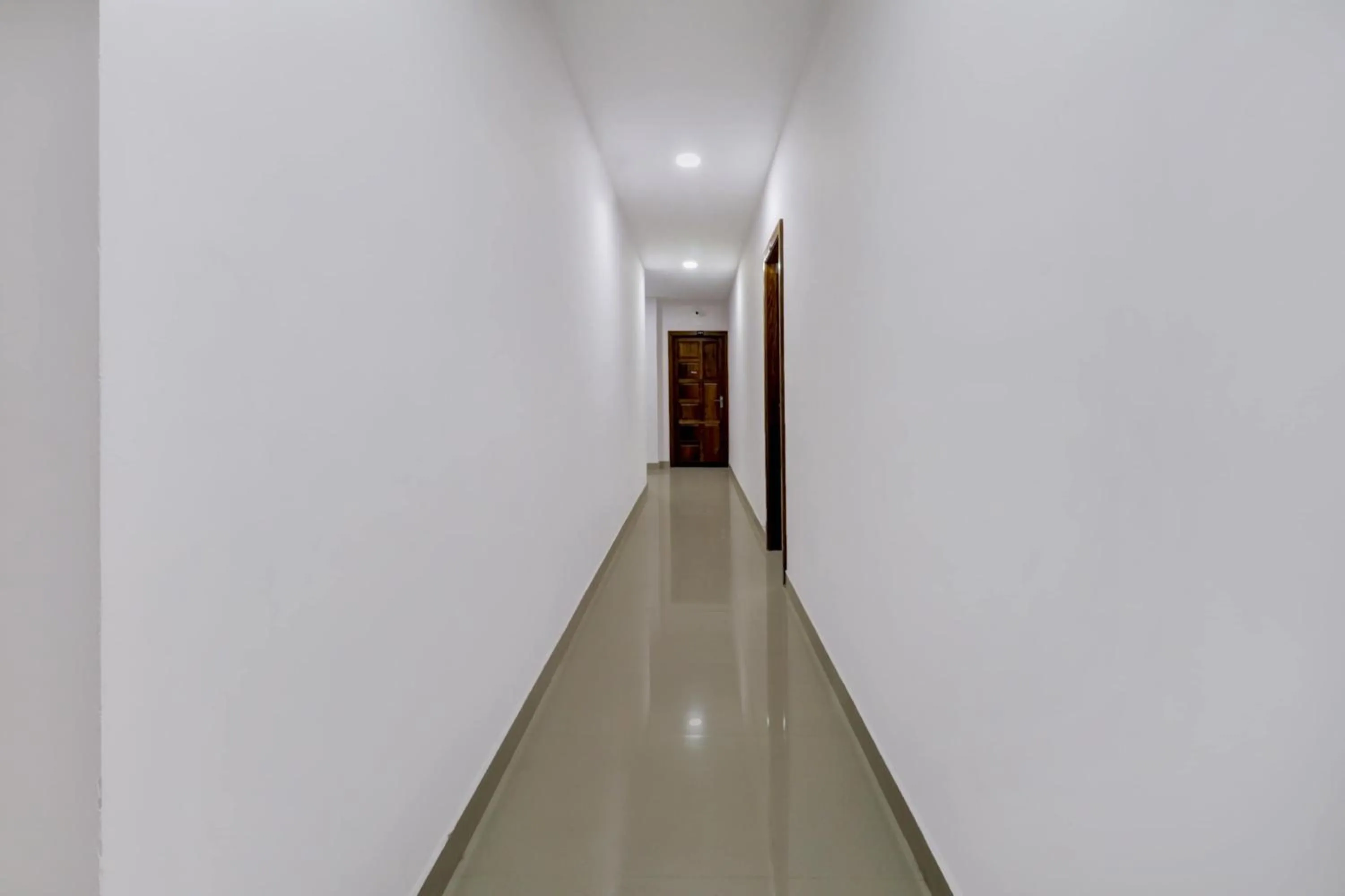 Lobby or reception in Super Hotel O Anayara Near Lulu Mall formerly Timber Residency