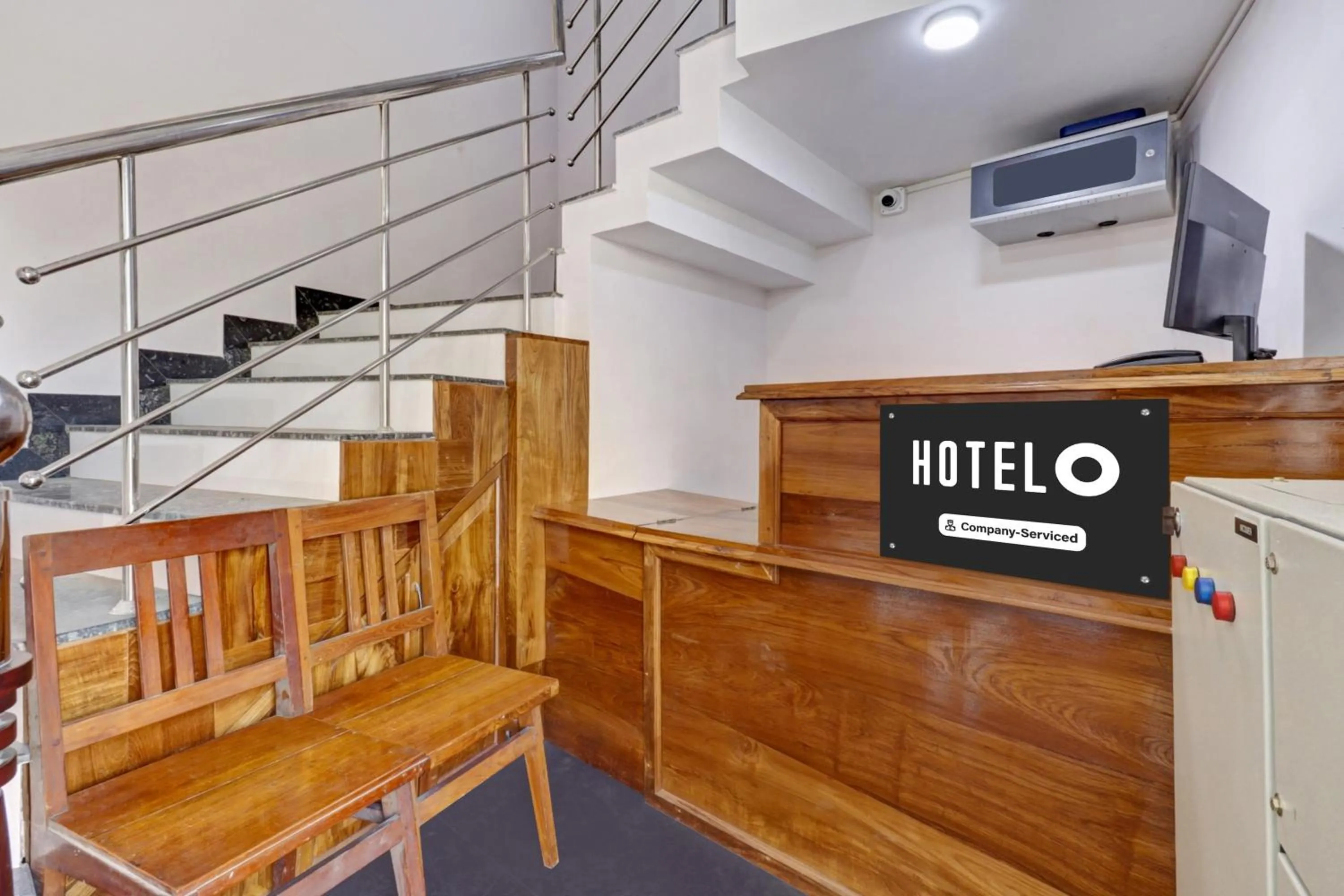 Lobby or reception in Super Hotel O Anayara Near Lulu Mall formerly Timber Residency