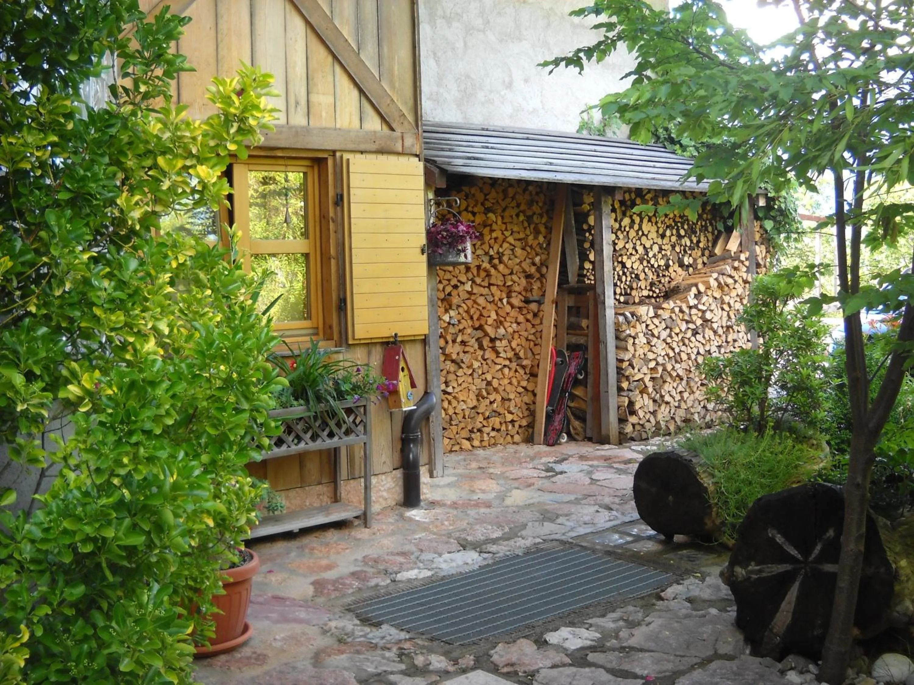 Garden in B&B Artemia