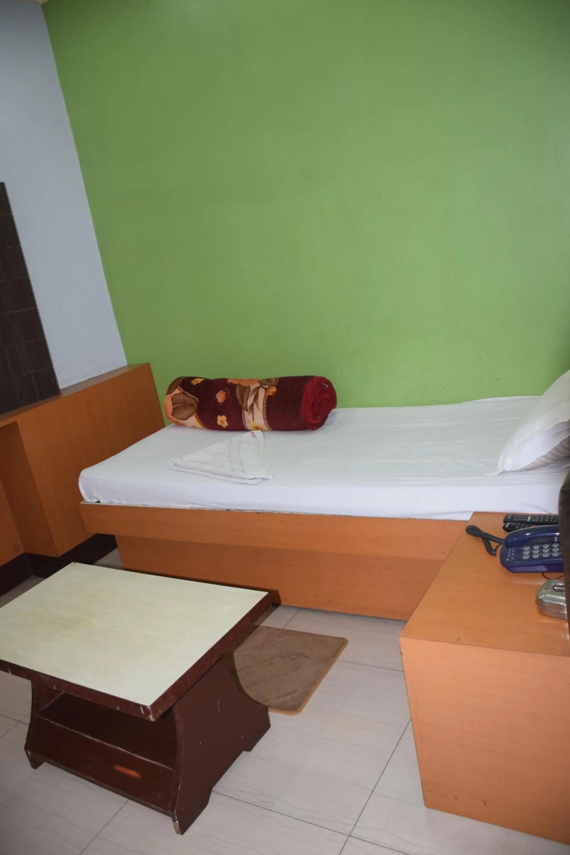Bed in Starline Hotel