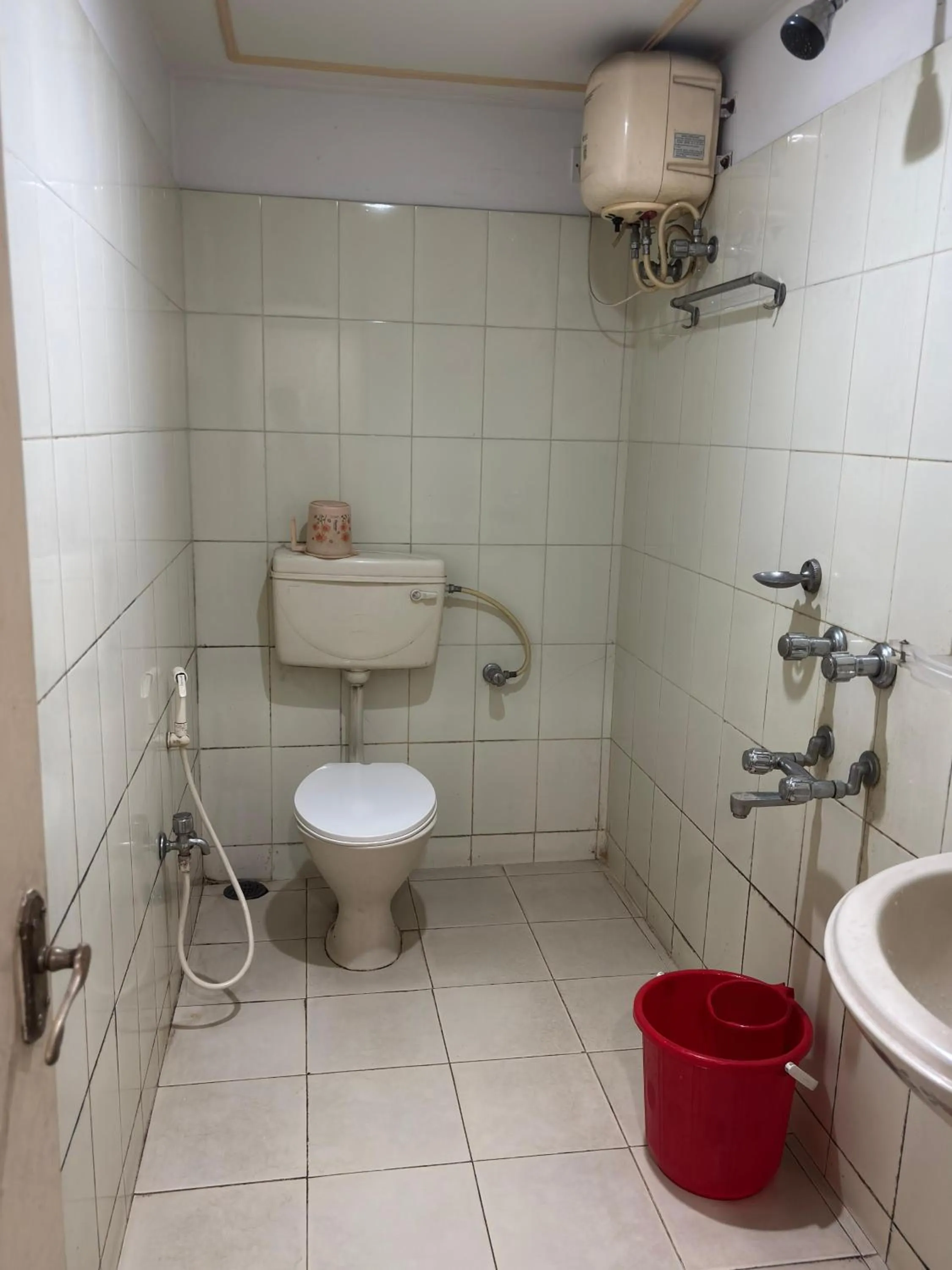 Bathroom in Starline Hotel