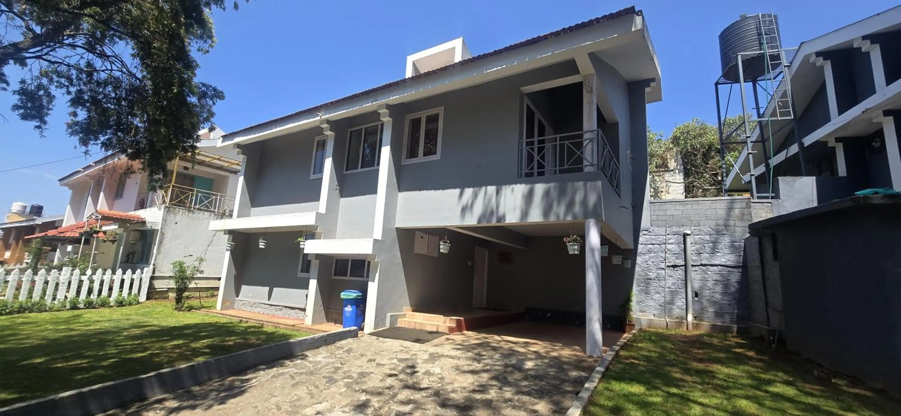 Property building in Fortune Retreats