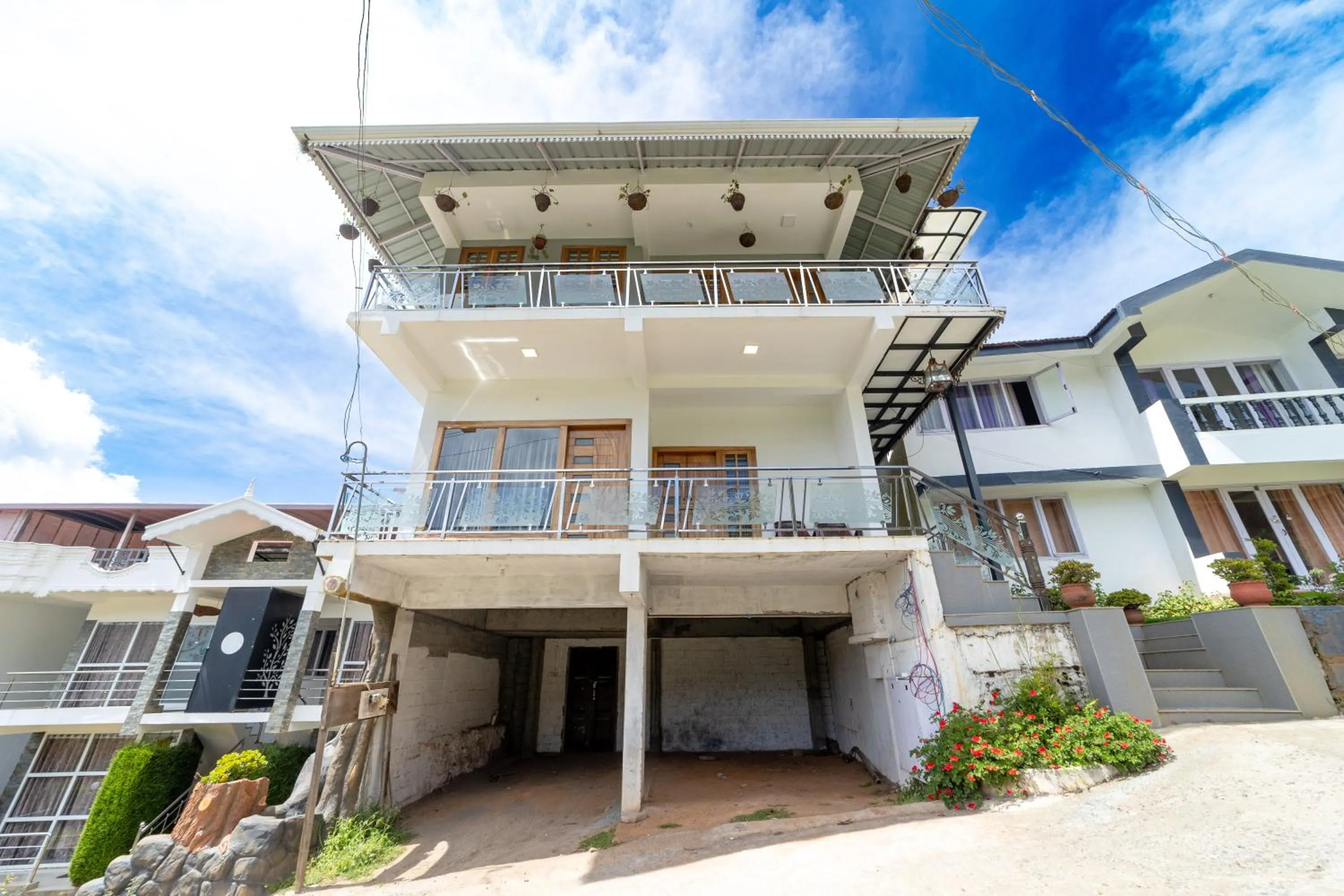 Property building in Fortune Retreats