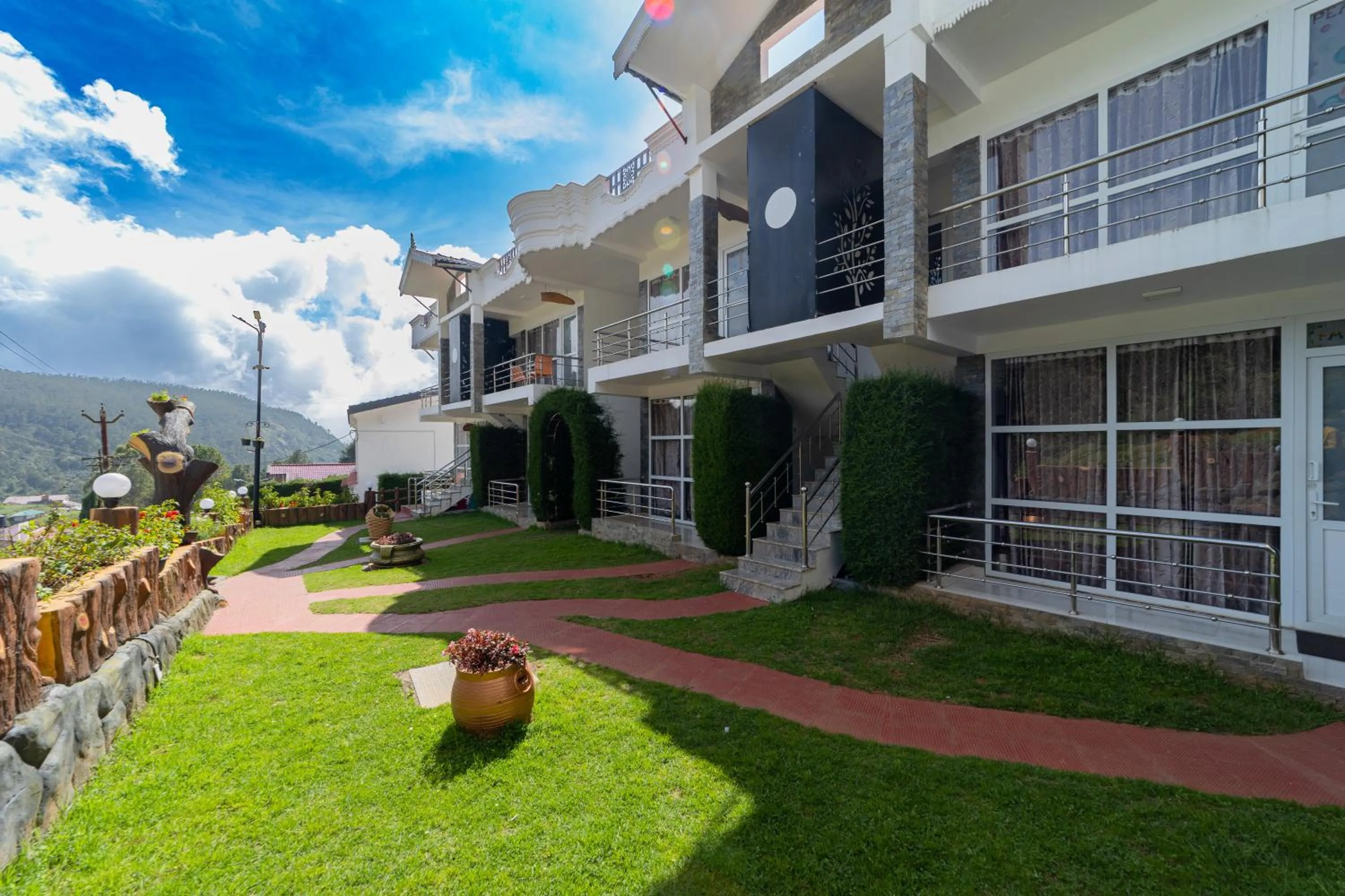 Property building in Fortune Retreats