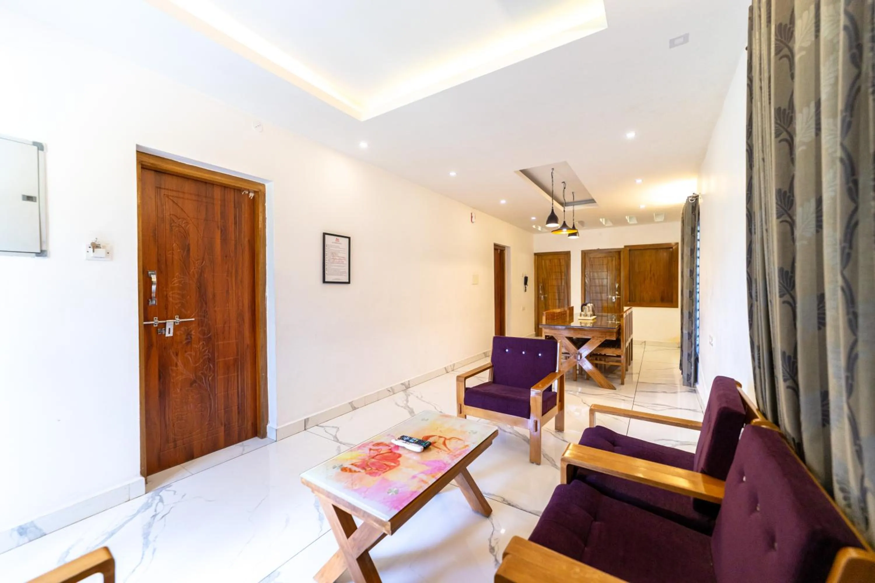 Photo of the whole room in Fortune Retreats