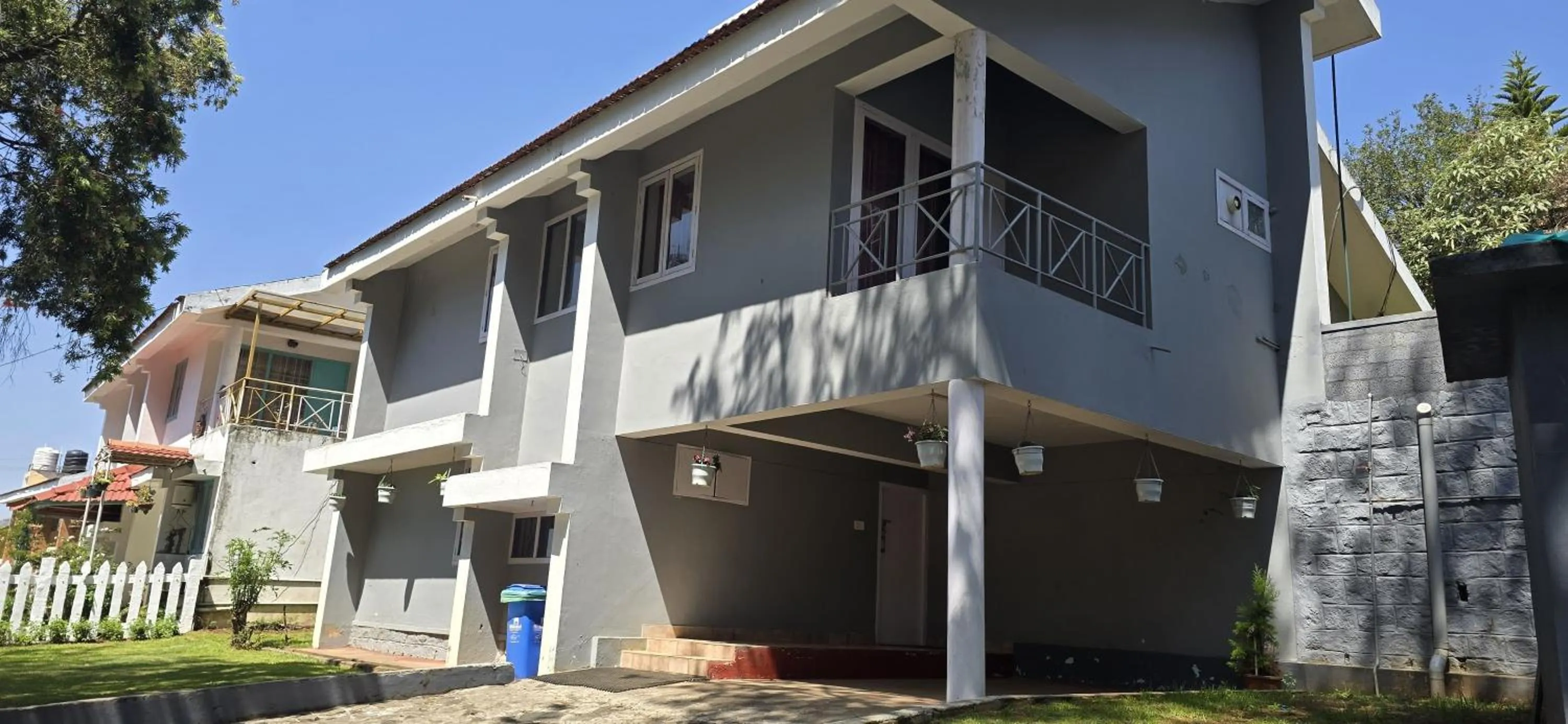 Property building in Fortune Retreats