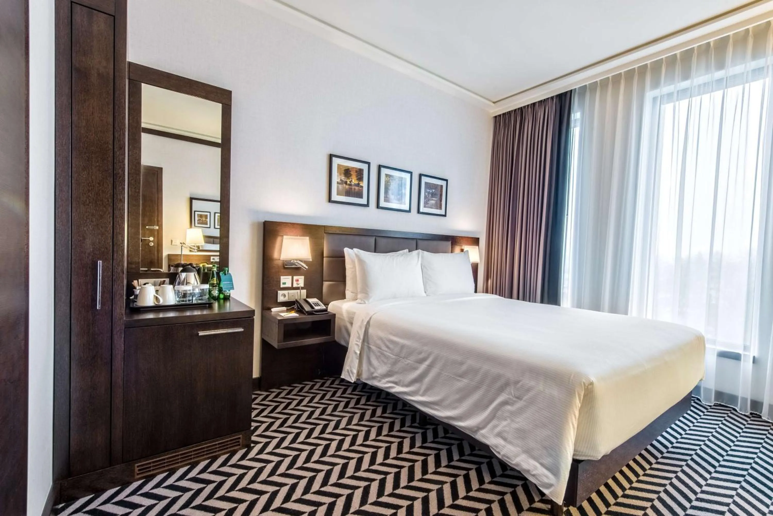 Bed in Hilton Garden Inn Krakow Airport