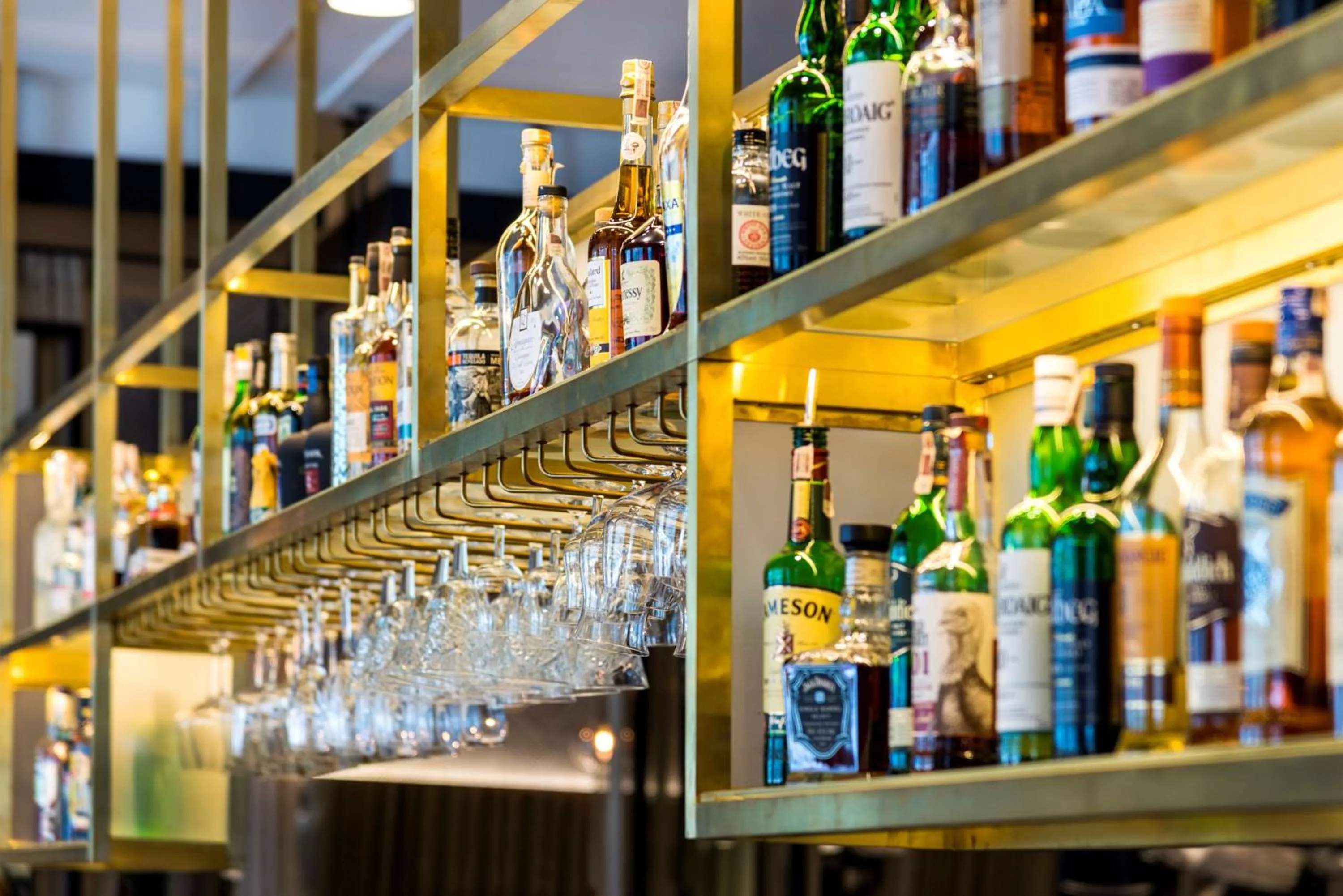 Lounge or bar in Hilton Garden Inn Krakow Airport