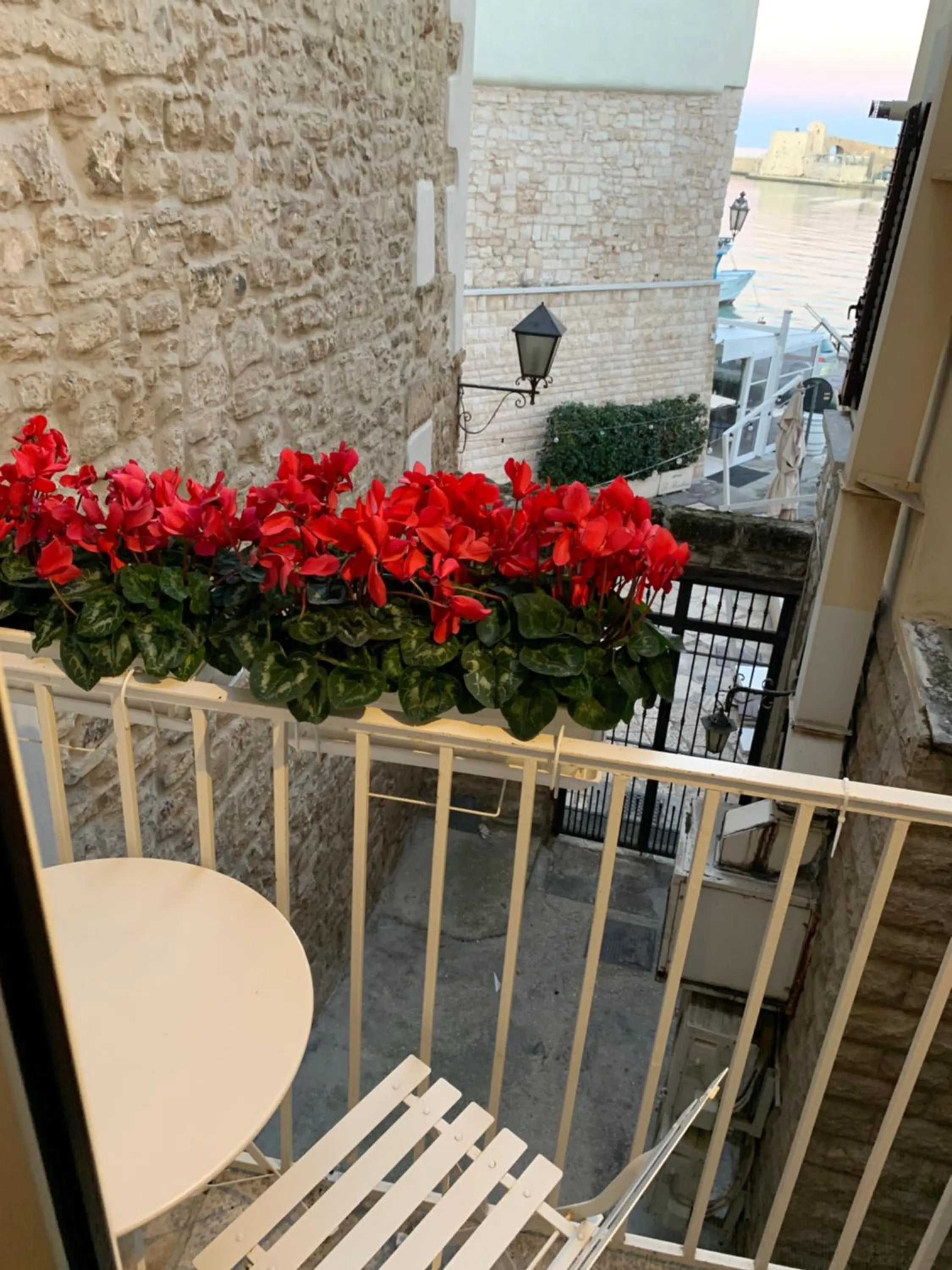 Balcony/Terrace in La Banchina Holiday Rooms