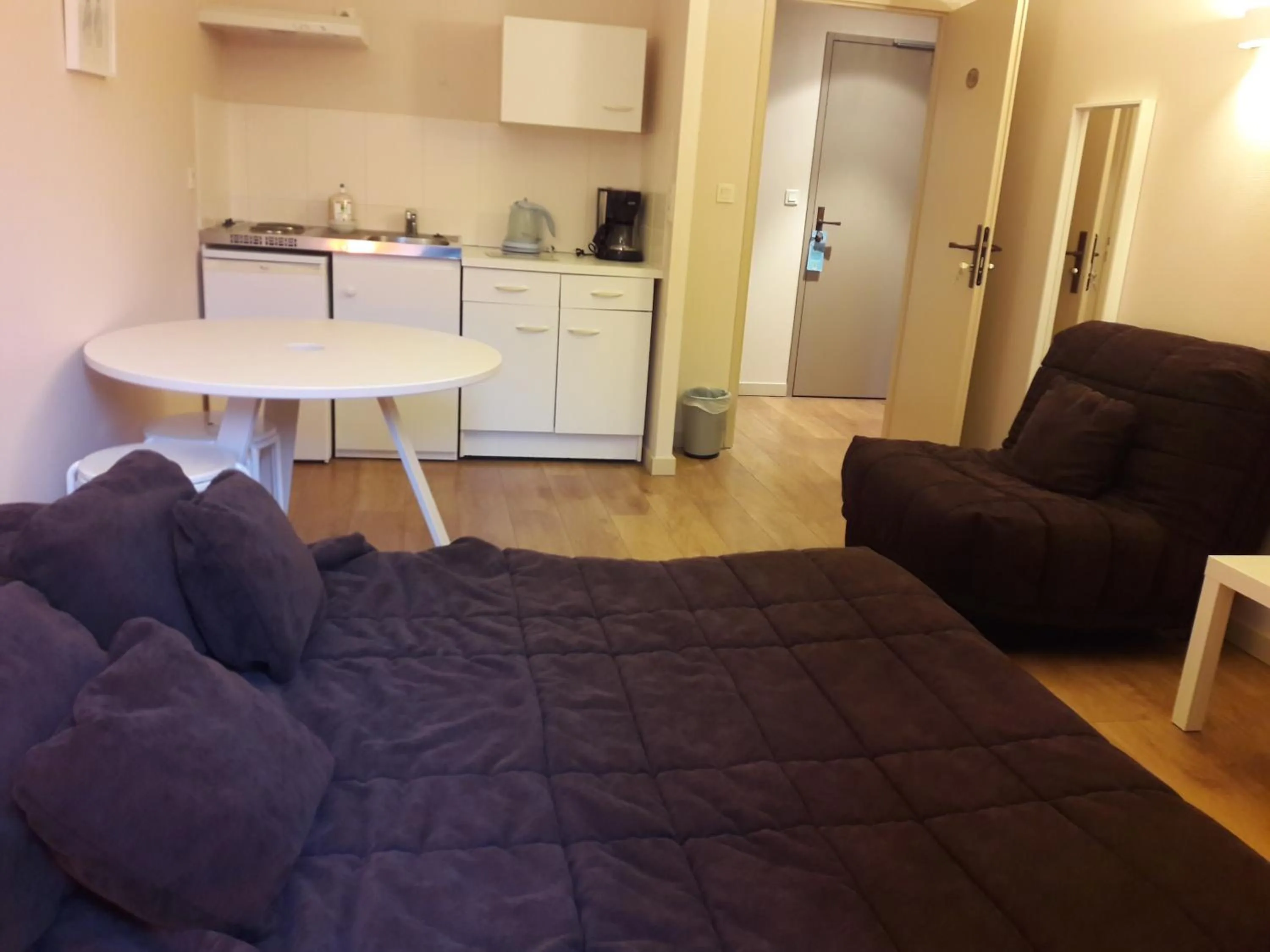 Living room in Logis Hôtel des Deux Forts