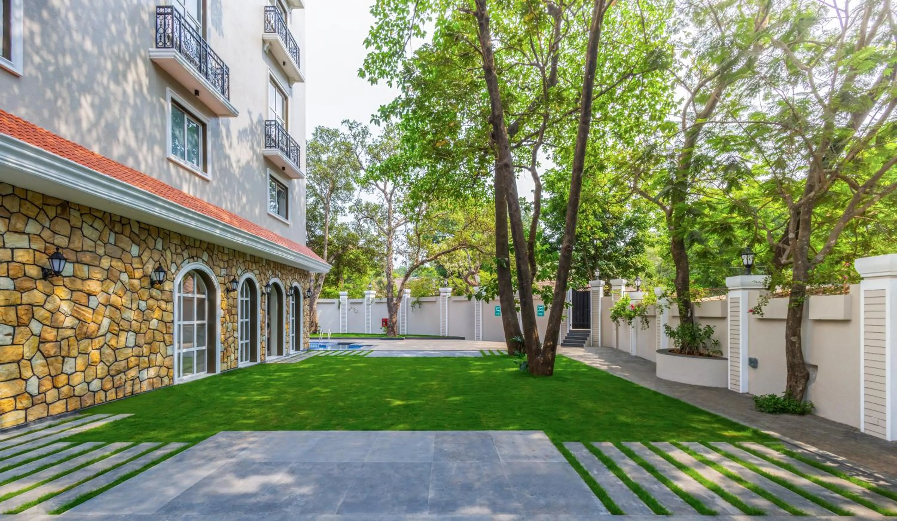 Garden in Enrise by Sayaji Lonavala