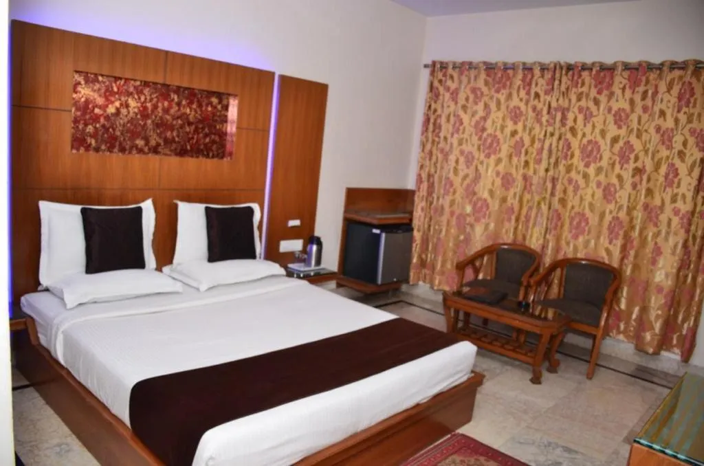 Bed in Hotel Basera Brij Bhoomi Vrindavan