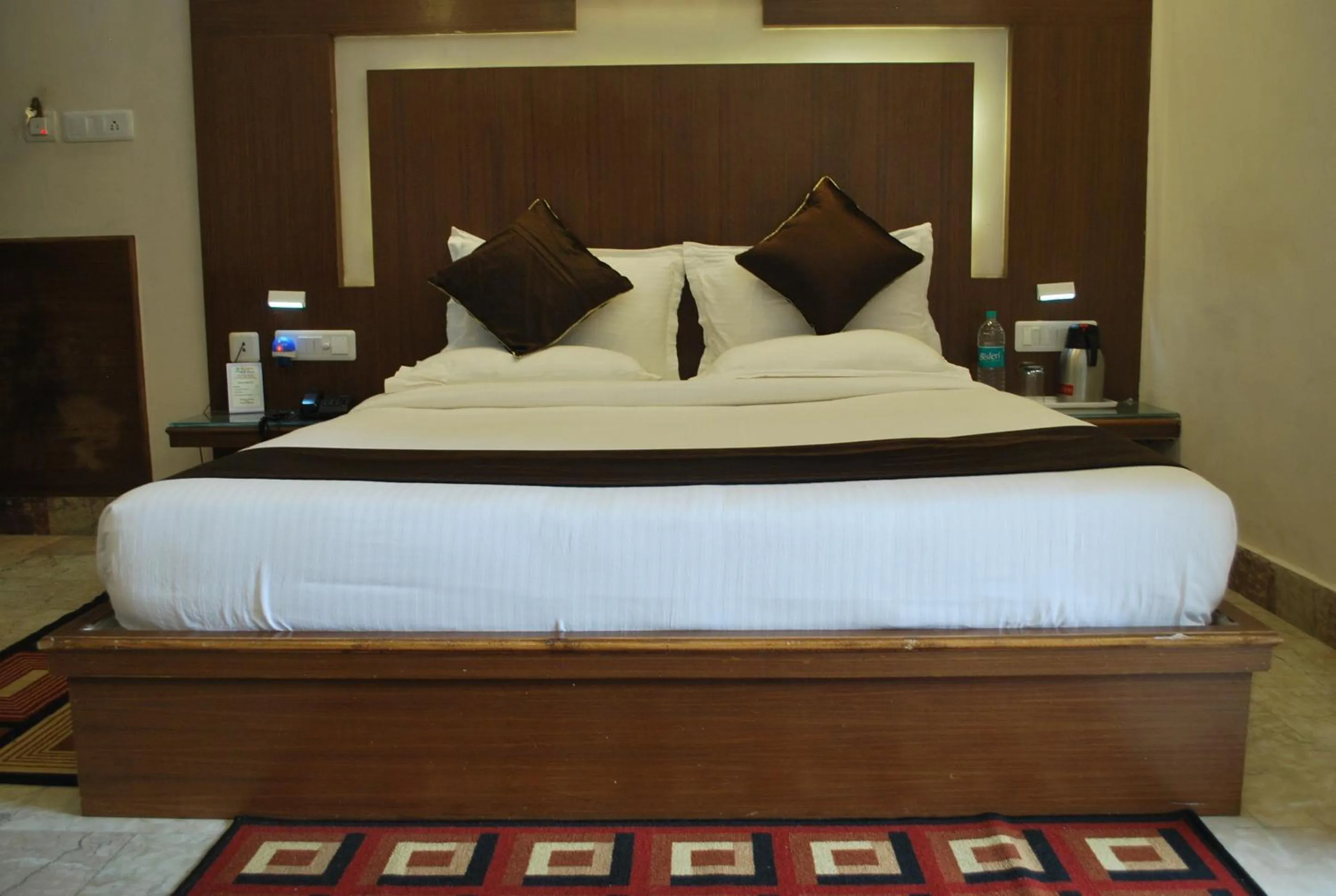 Bed in Hotel Basera Brij Bhoomi Vrindavan