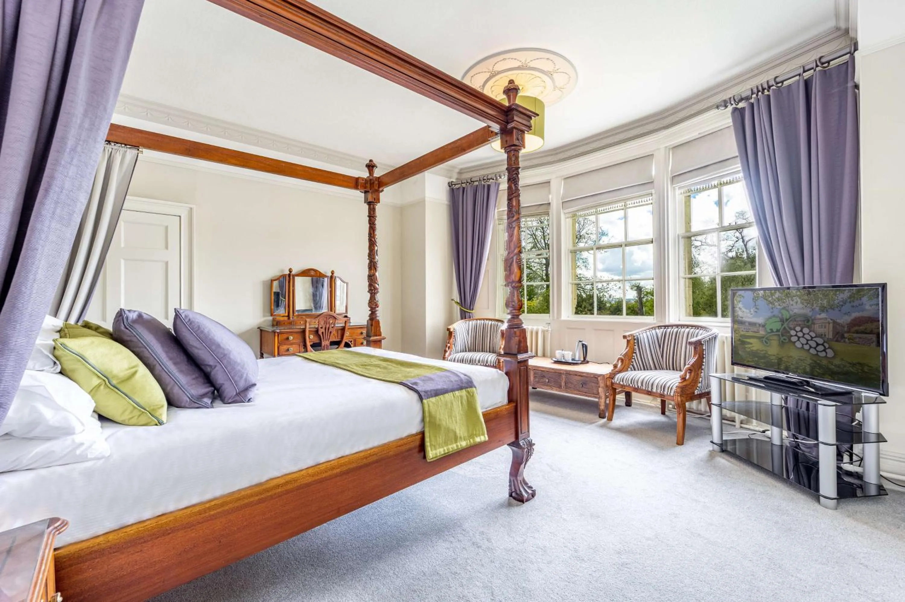 Bedroom, Bed in Leigh Park Country House Hotel & Vineyard, BW Signature Collection