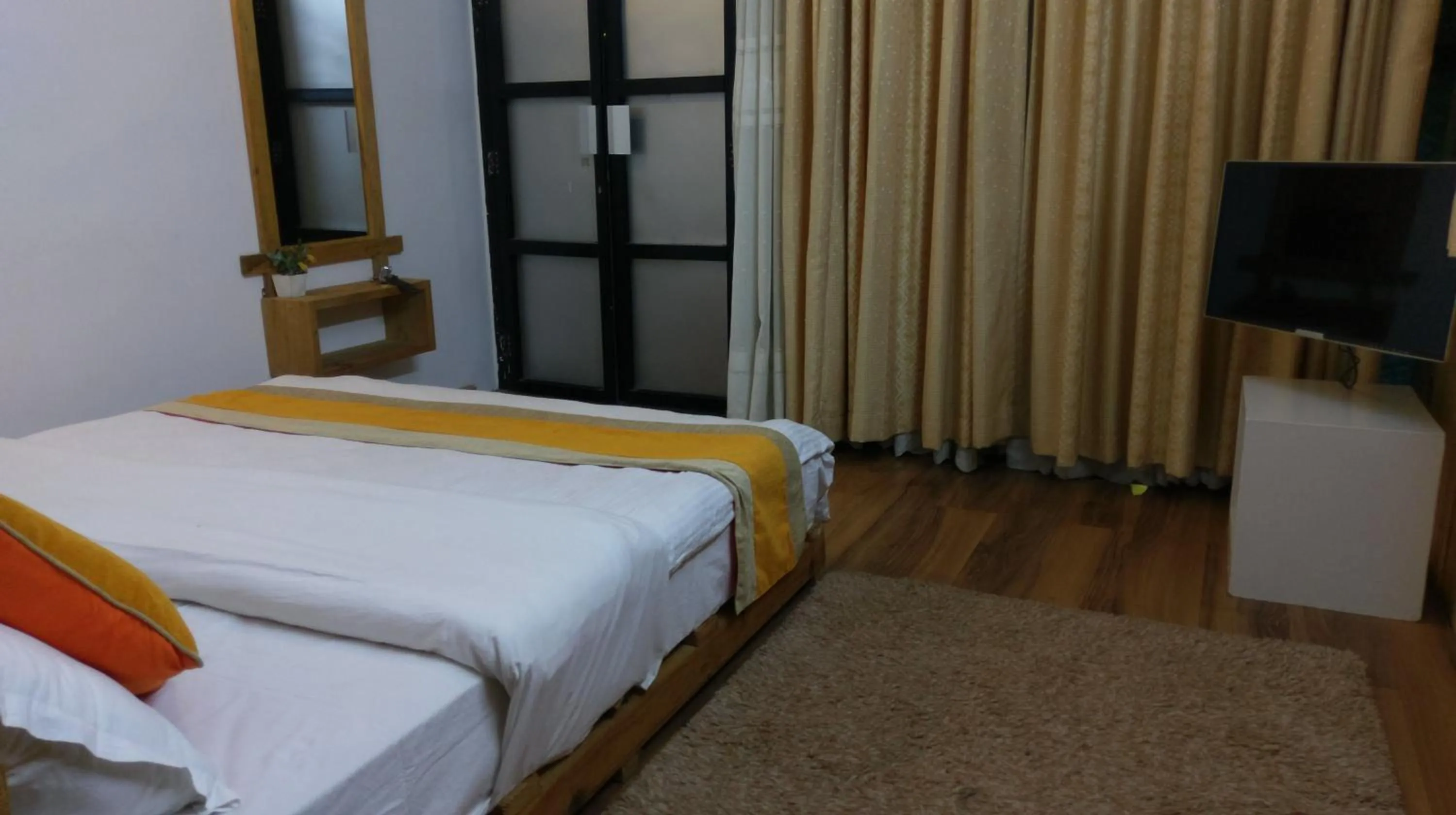 Bed in Gantavya Resort