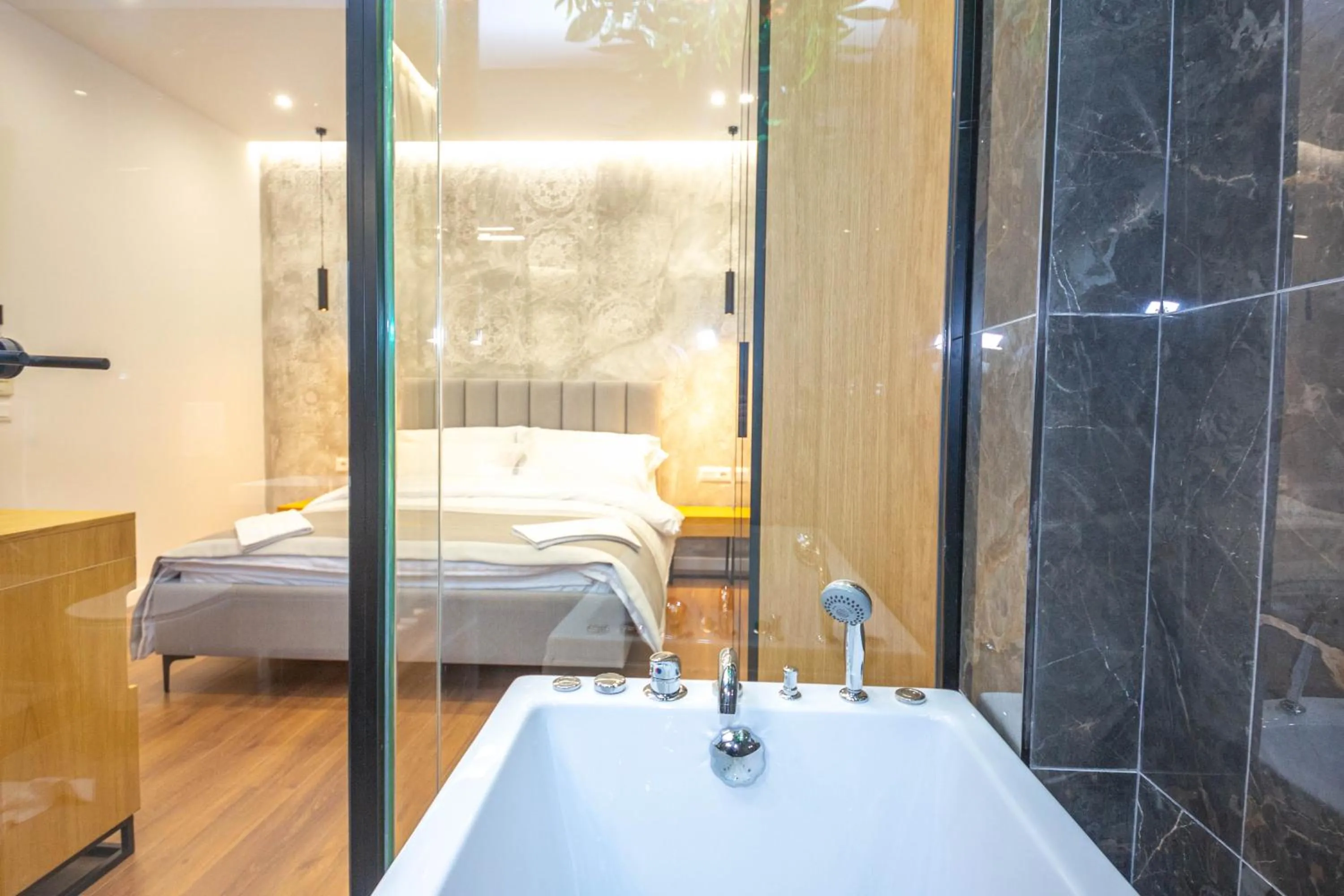Deluxe Suite with Spa Bath in Hotel Riviera