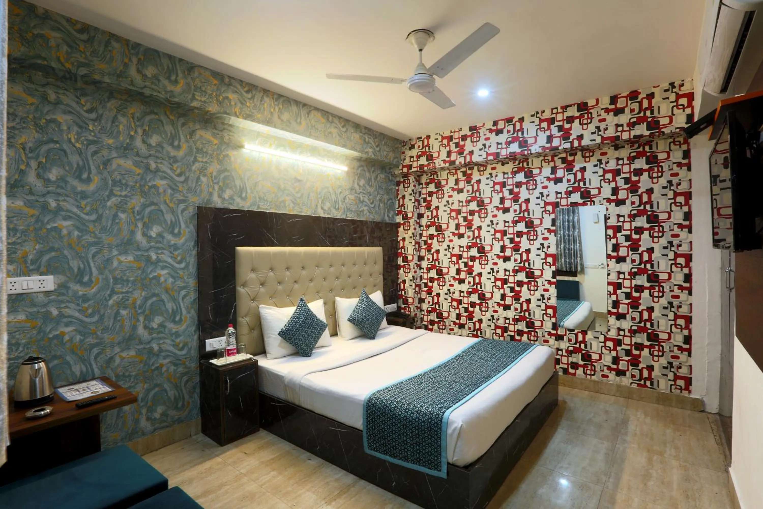 Bedroom, Bed in Hotel Ark Suites At Airport