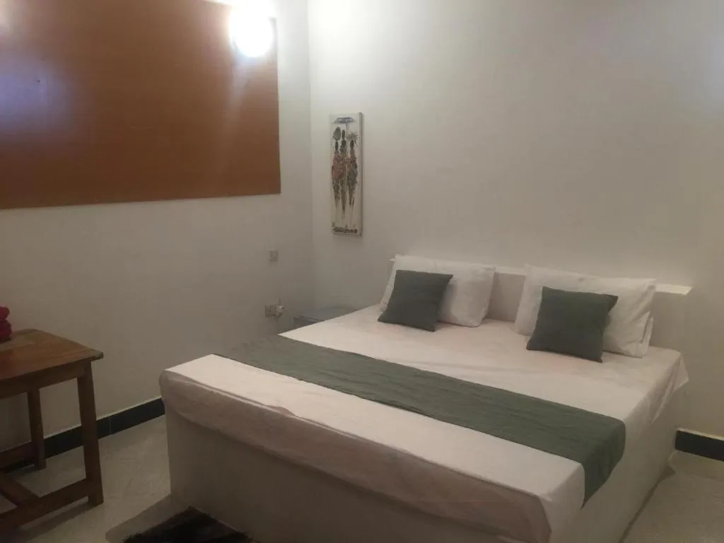 Photo of the whole room, Bed in Varadero Zanzibar Hotel