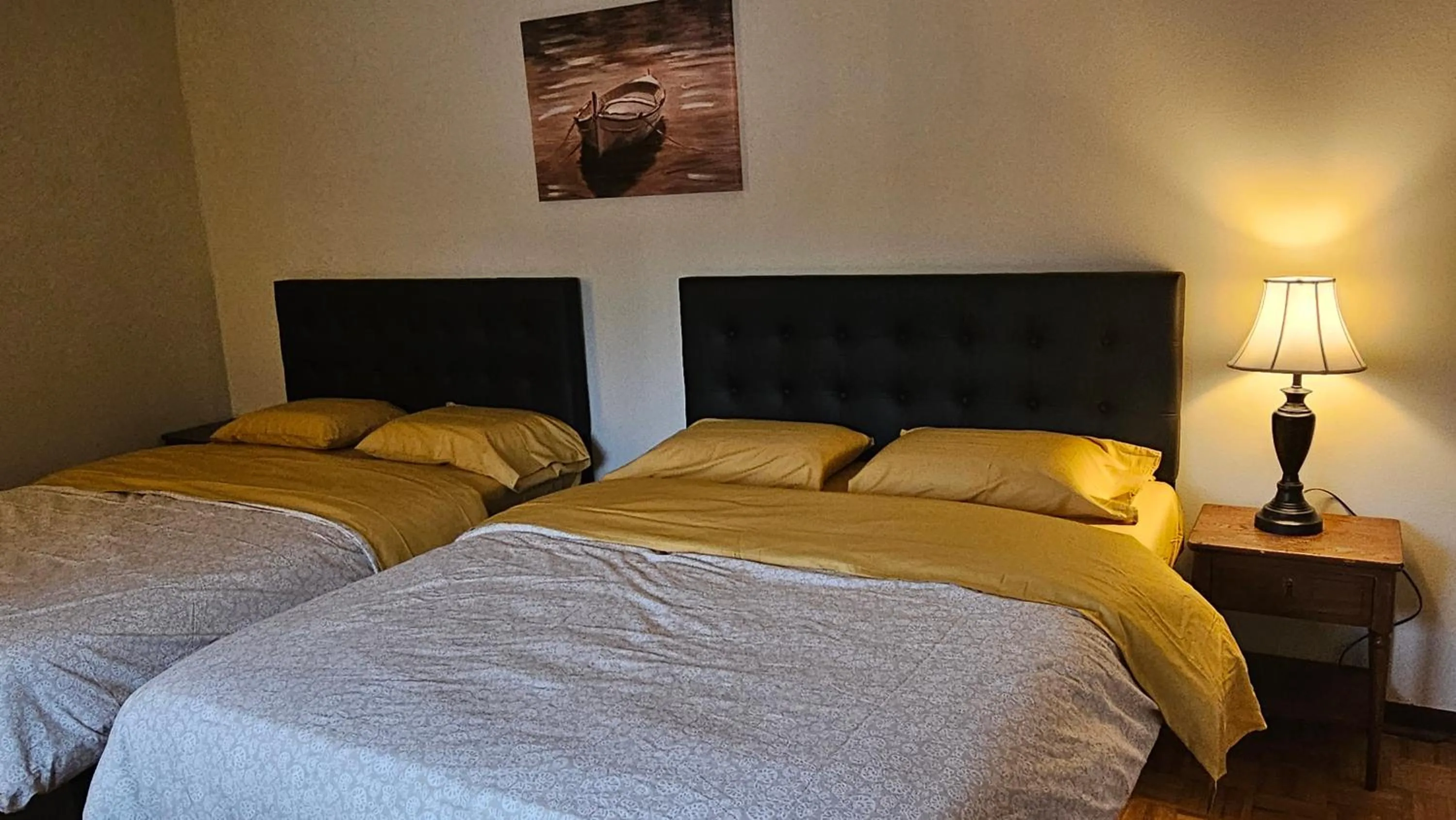 Bedroom, Bed in SHORE VISTA LODGE