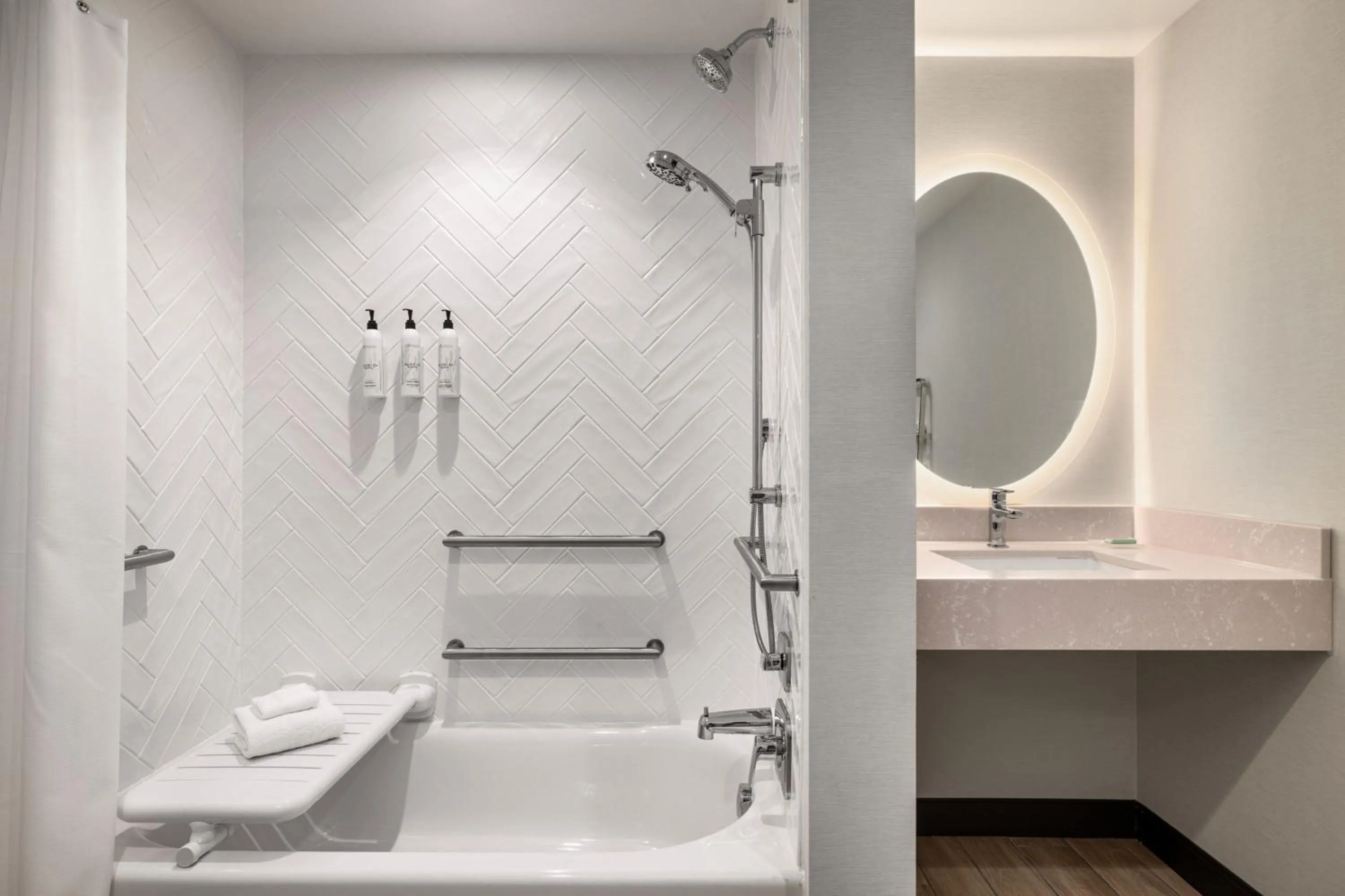 Bathroom in TownePlace Suites by Marriott Memphis Germantown