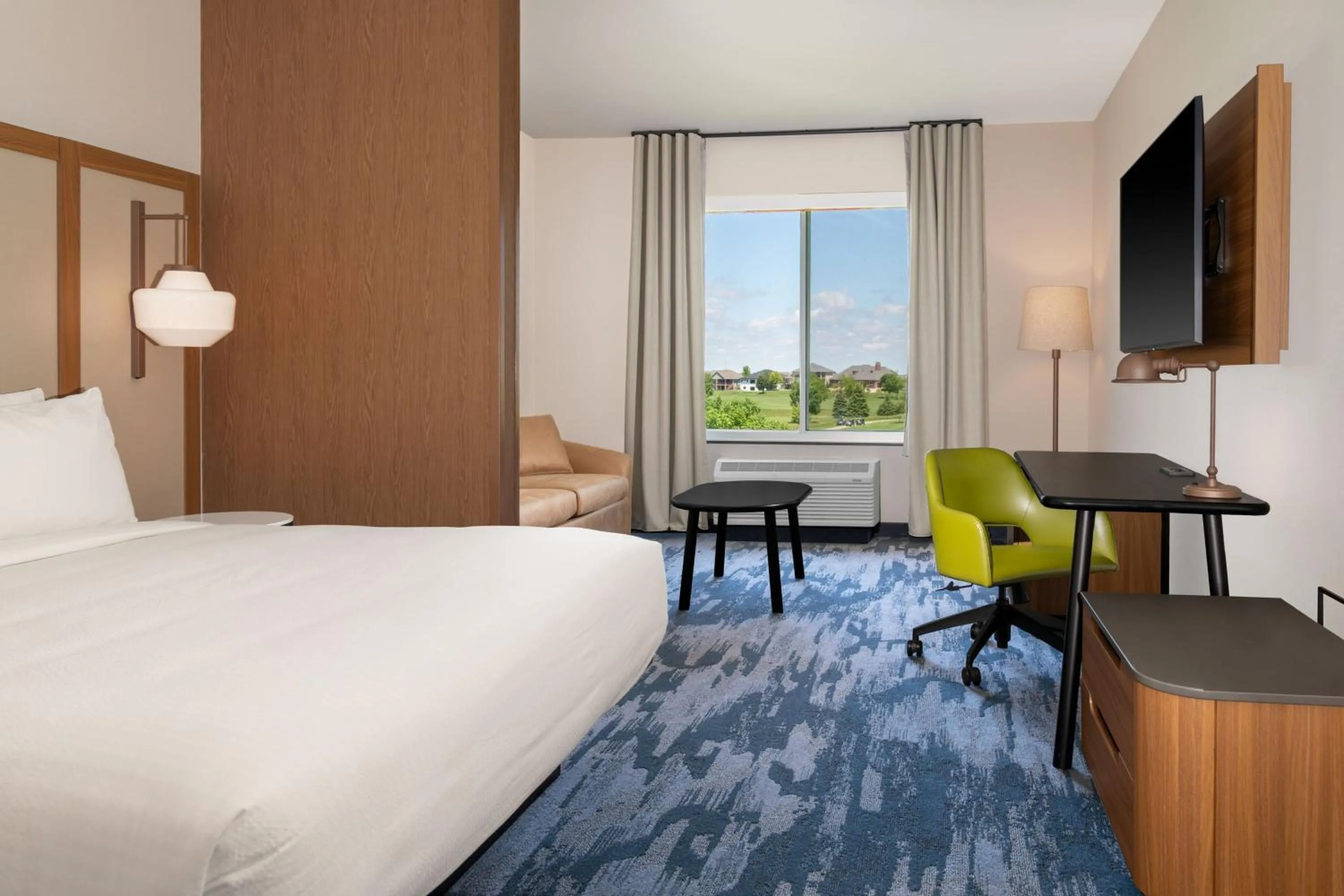 Bedroom, Bed in Fairfield by Marriott Inn & Suites Sioux Center