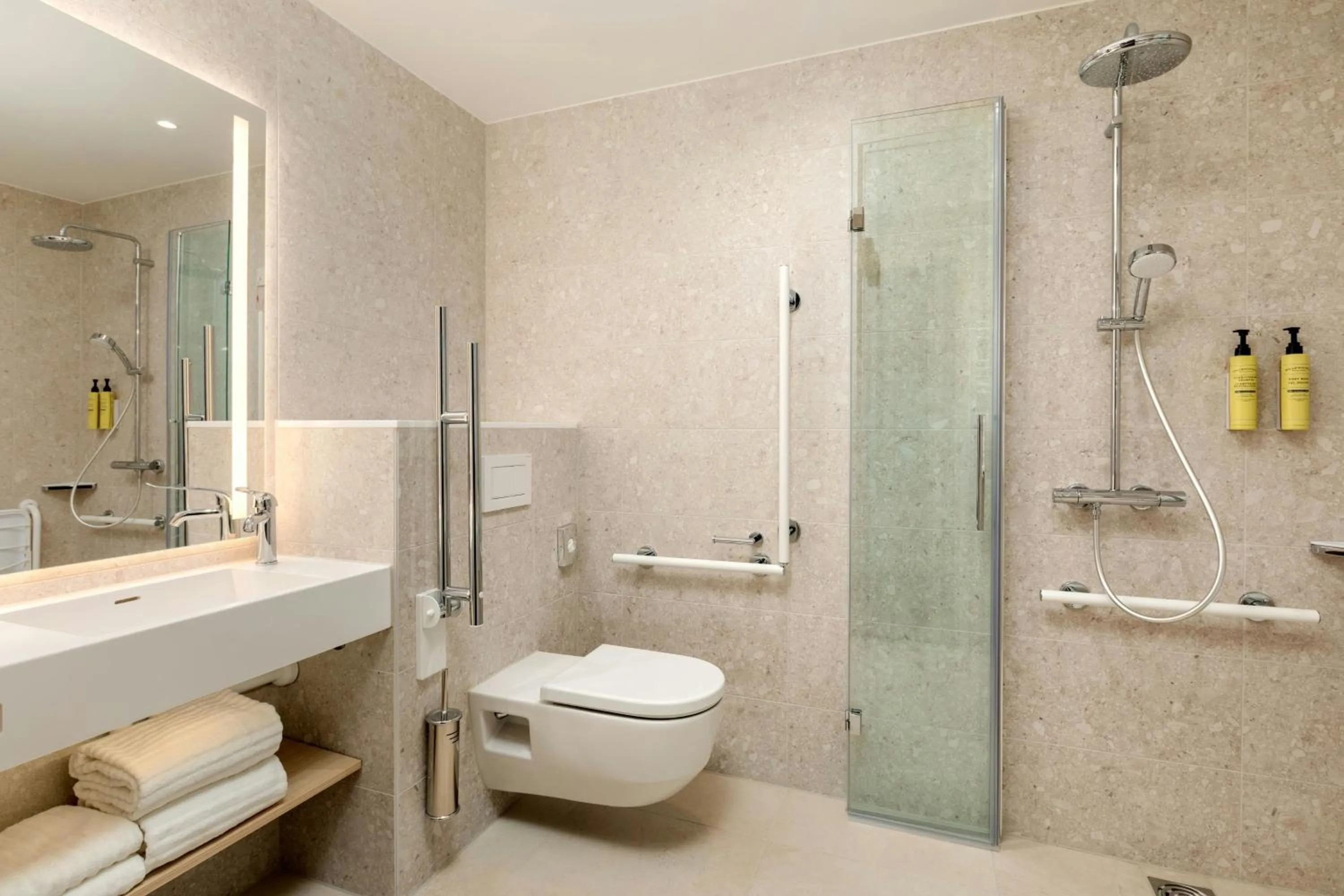 Bathroom in Element by Westin Wroclaw